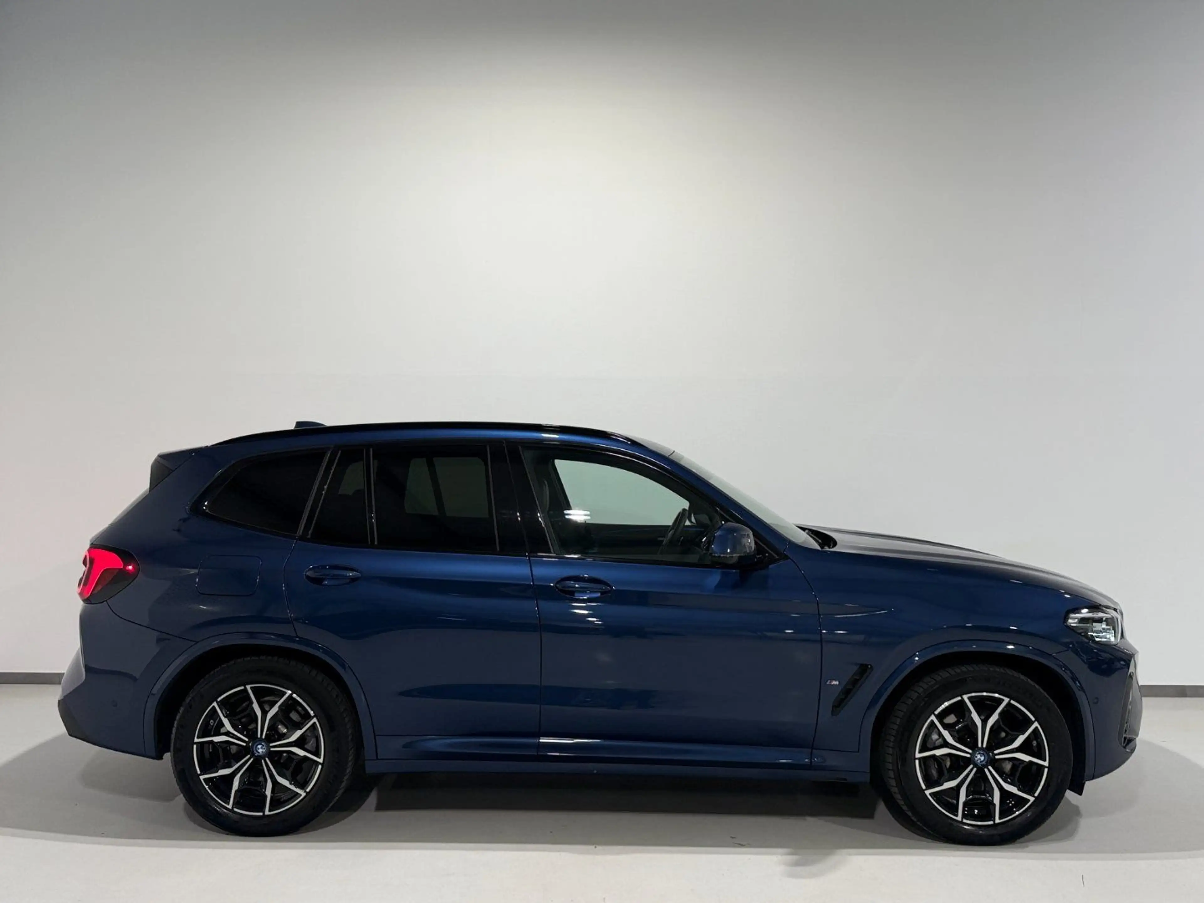 BMW X3 xDrive30e LCI/M-Sport/HEAD-UP/AHK/Harman&Kardon/K — photo 2