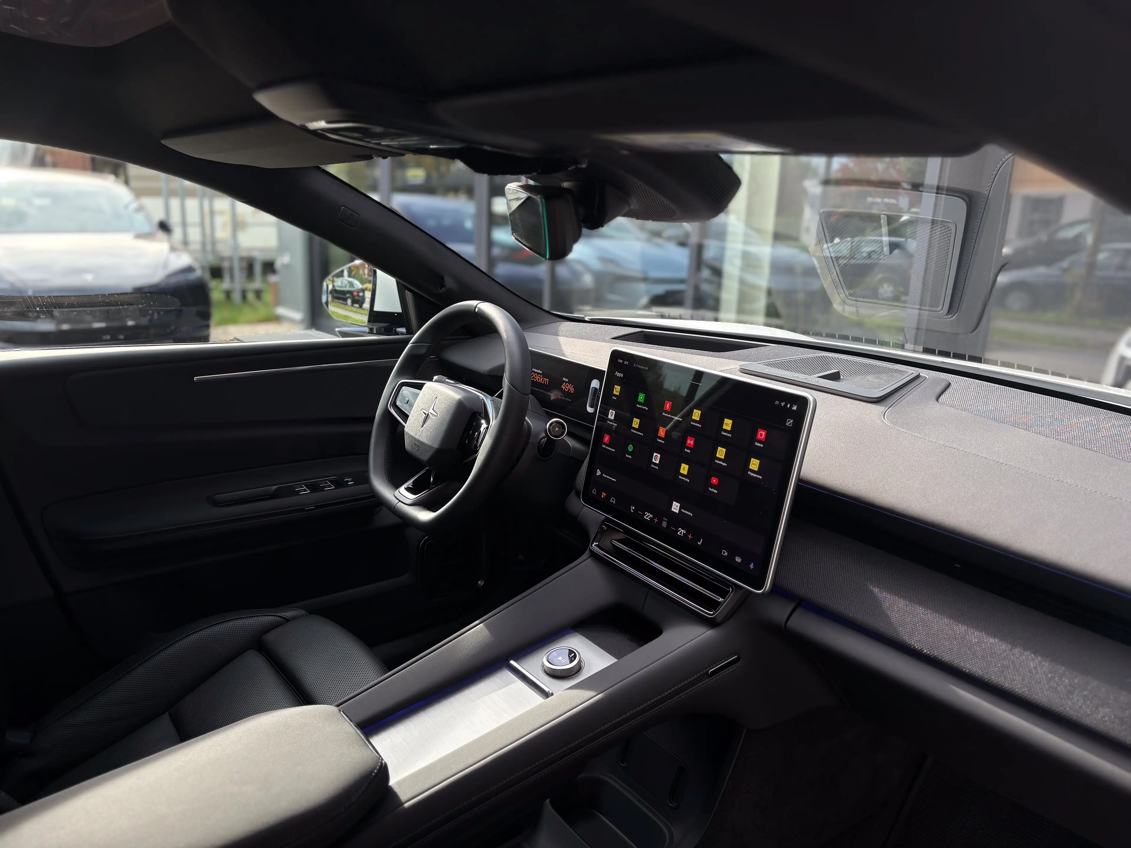 Polestar 4 Long Range Single Motor - Plus | Pilot | Pro — photo 10