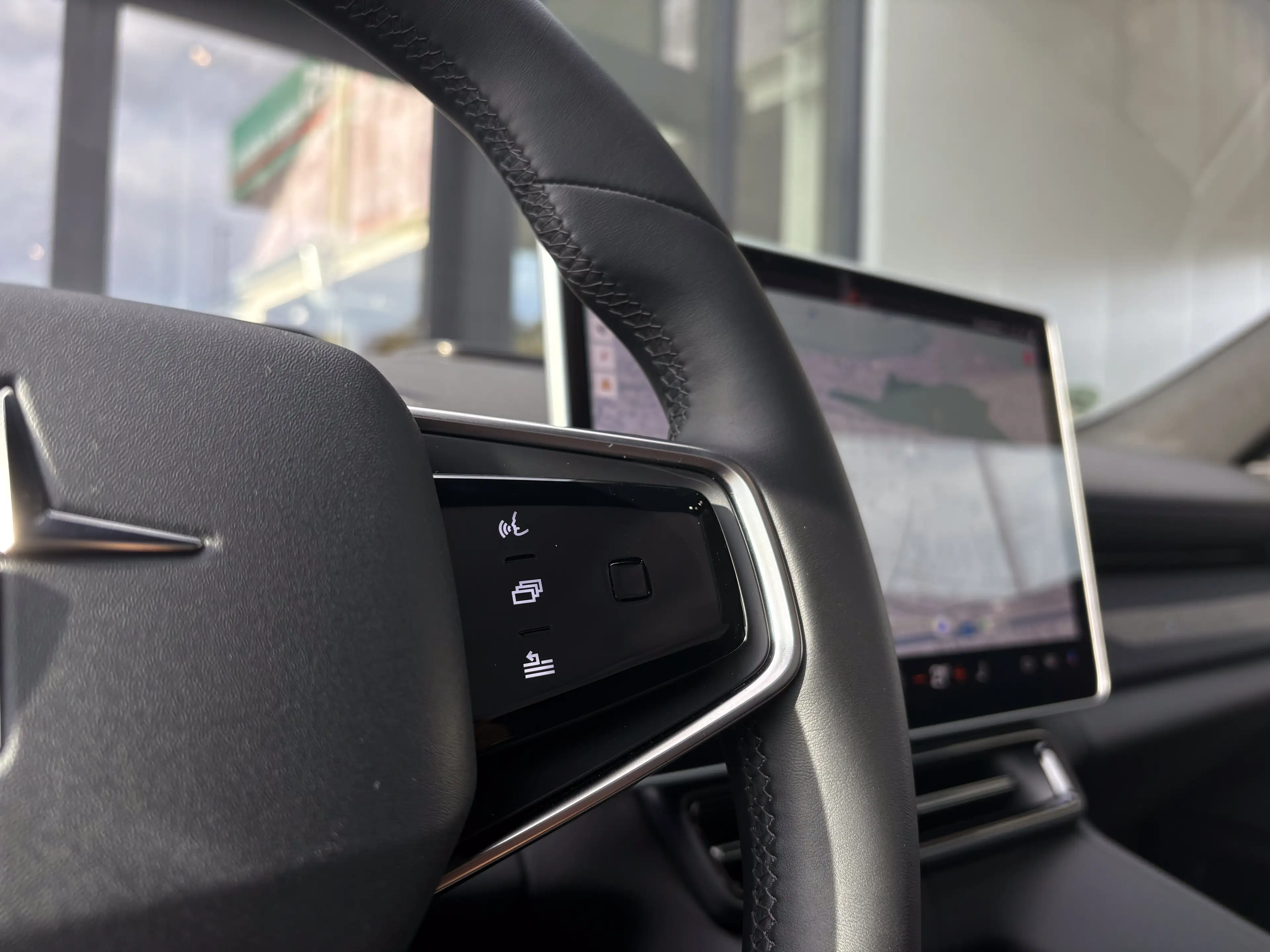 Polestar 4 Long Range Single Motor - Plus | Pilot | Pro — photo 14
