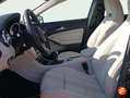 Mercedes-Benz GLA 200 200d Urban Schwarz - thumbnail 14