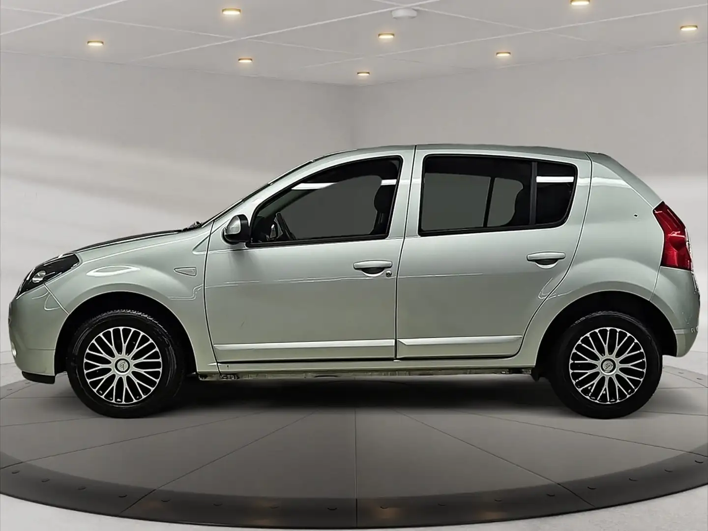 Dacia Sandero * NUR 30.000 km * 2 BESITZ * KLIMA * ab € 99,- Silber - 2