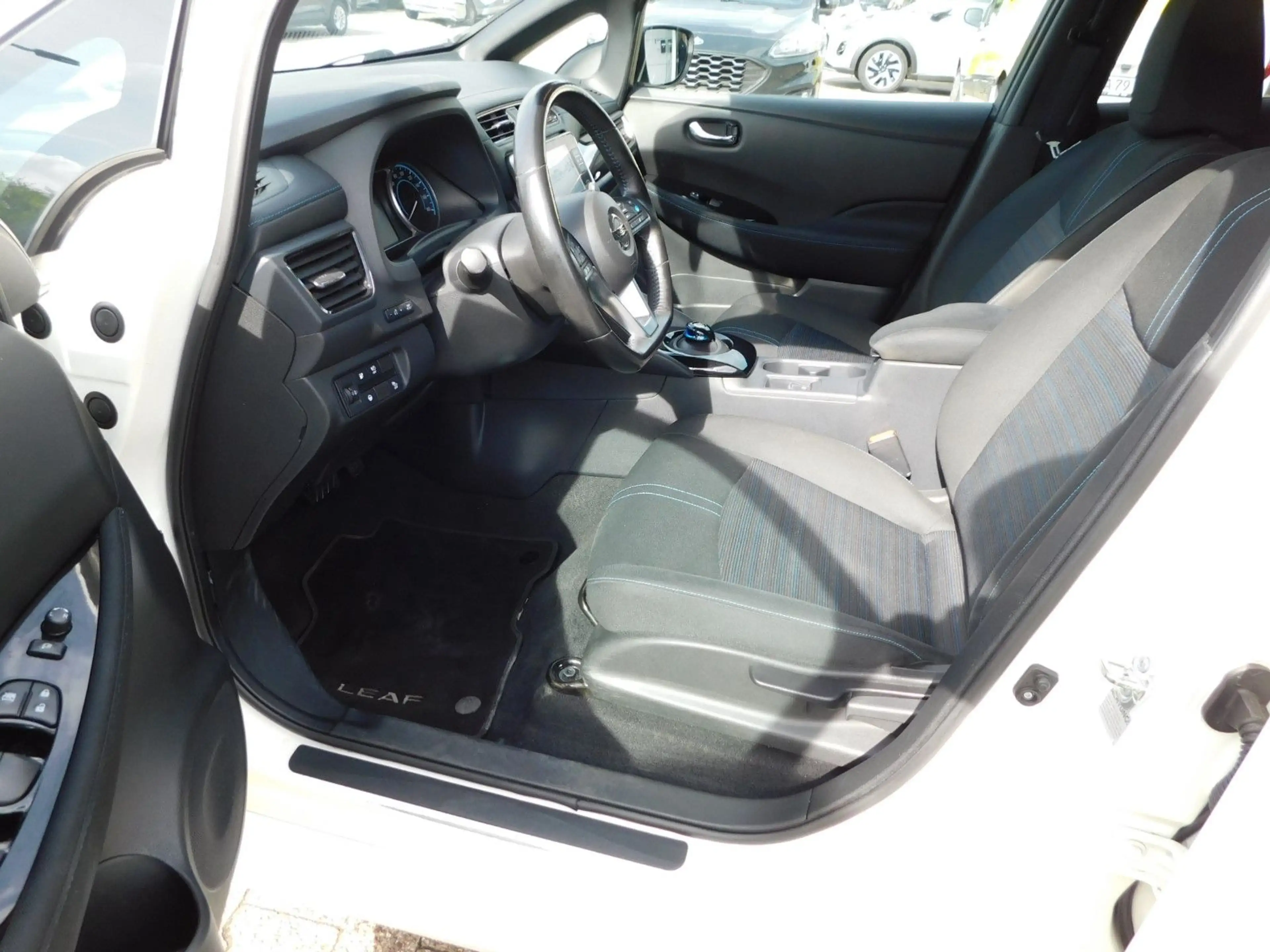 Nissan Leaf N-Connecta Automatik Navi — photo 13