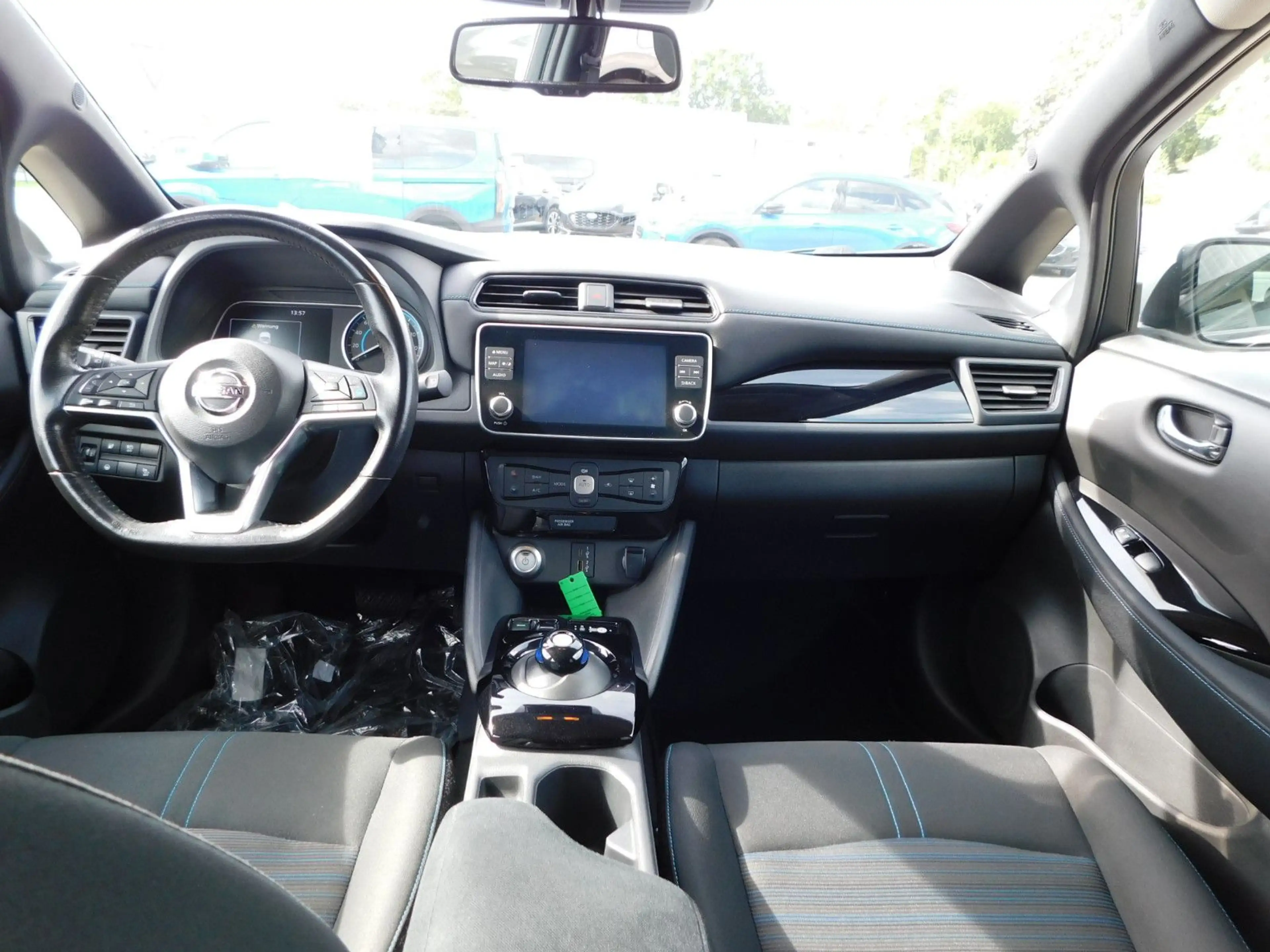 Nissan Leaf N-Connecta Automatik Navi — photo 12