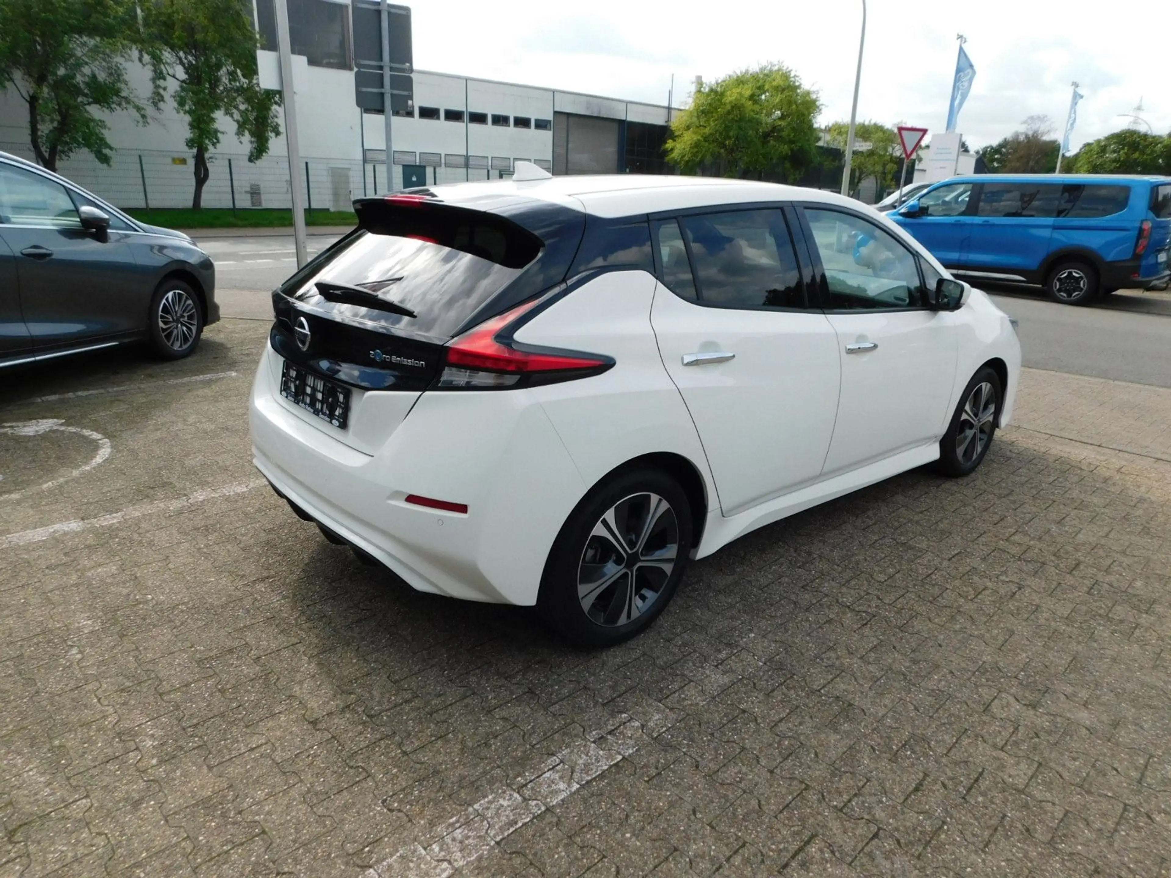 Nissan Leaf N-Connecta Automatik Navi — photo 4