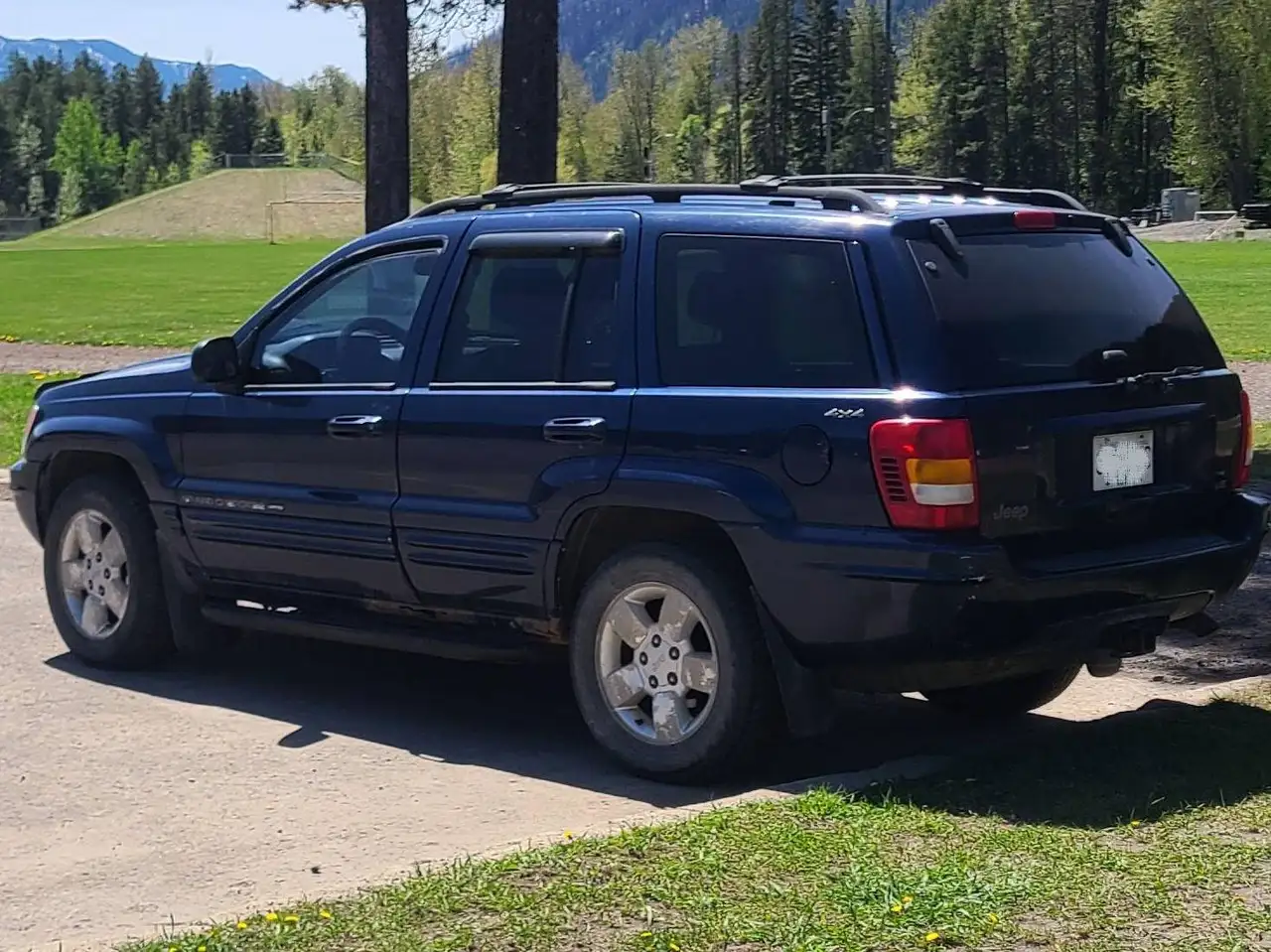 Jeep Grand Cherokee снимка Jeep Grand Cherokee