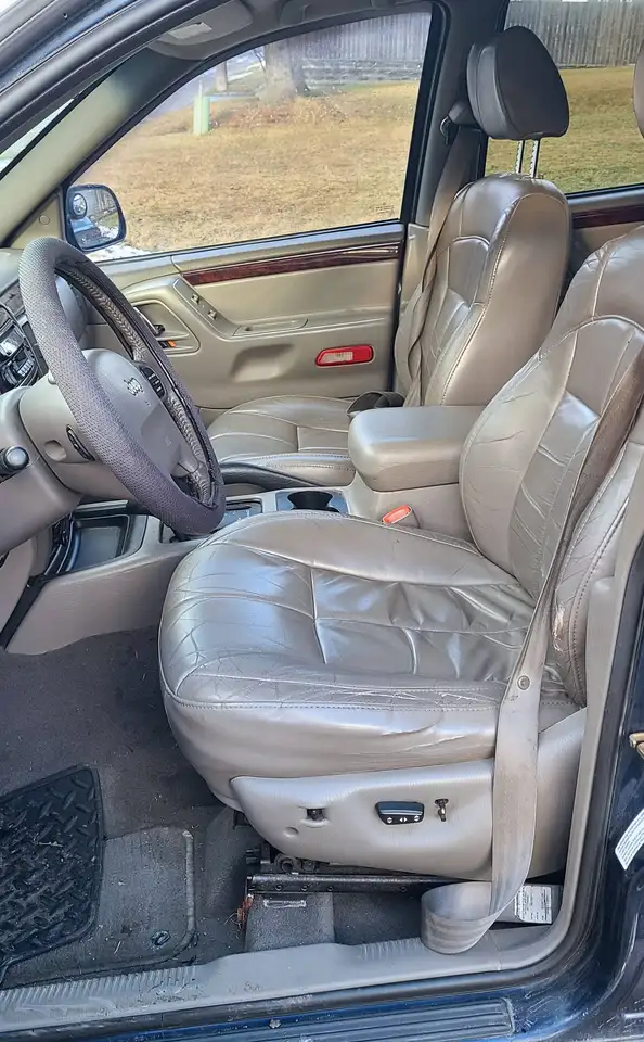 Jeep Grand Cherokee снимка Jeep Grand Cherokee