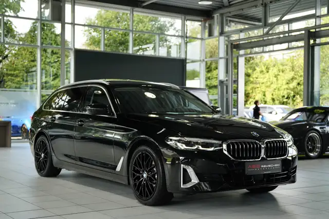 BMW 5 Series view 5