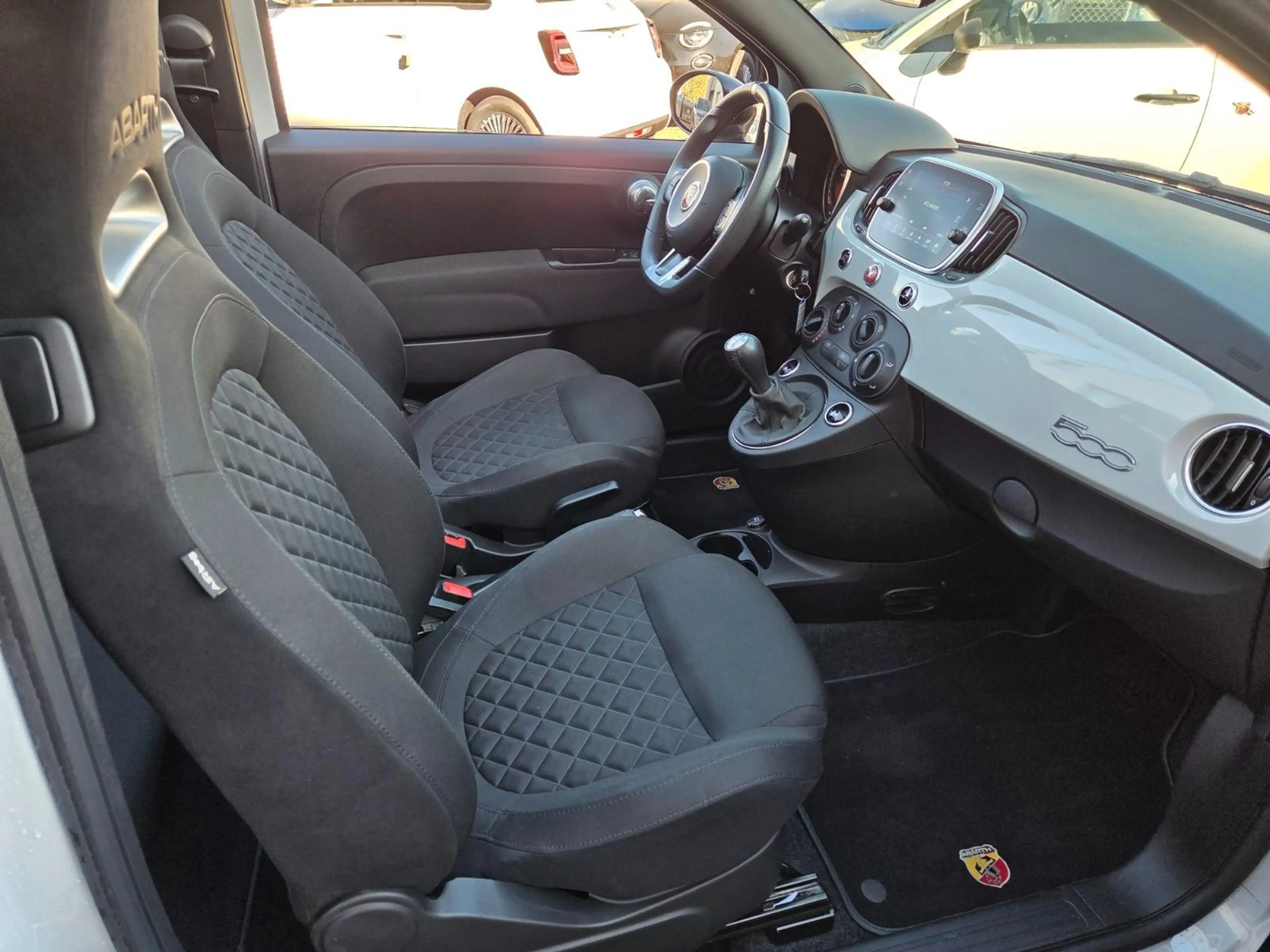 Abarth 595C 1.4 T-Jet (145PS) — photo 10