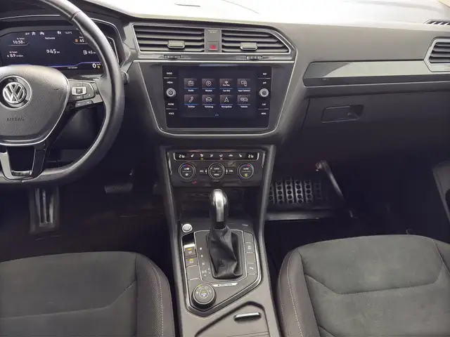 Volkswagen Tiguan view 10