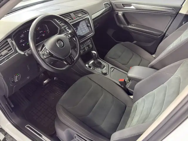 Volkswagen Tiguan view 6