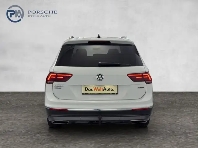 Volkswagen Tiguan view 5