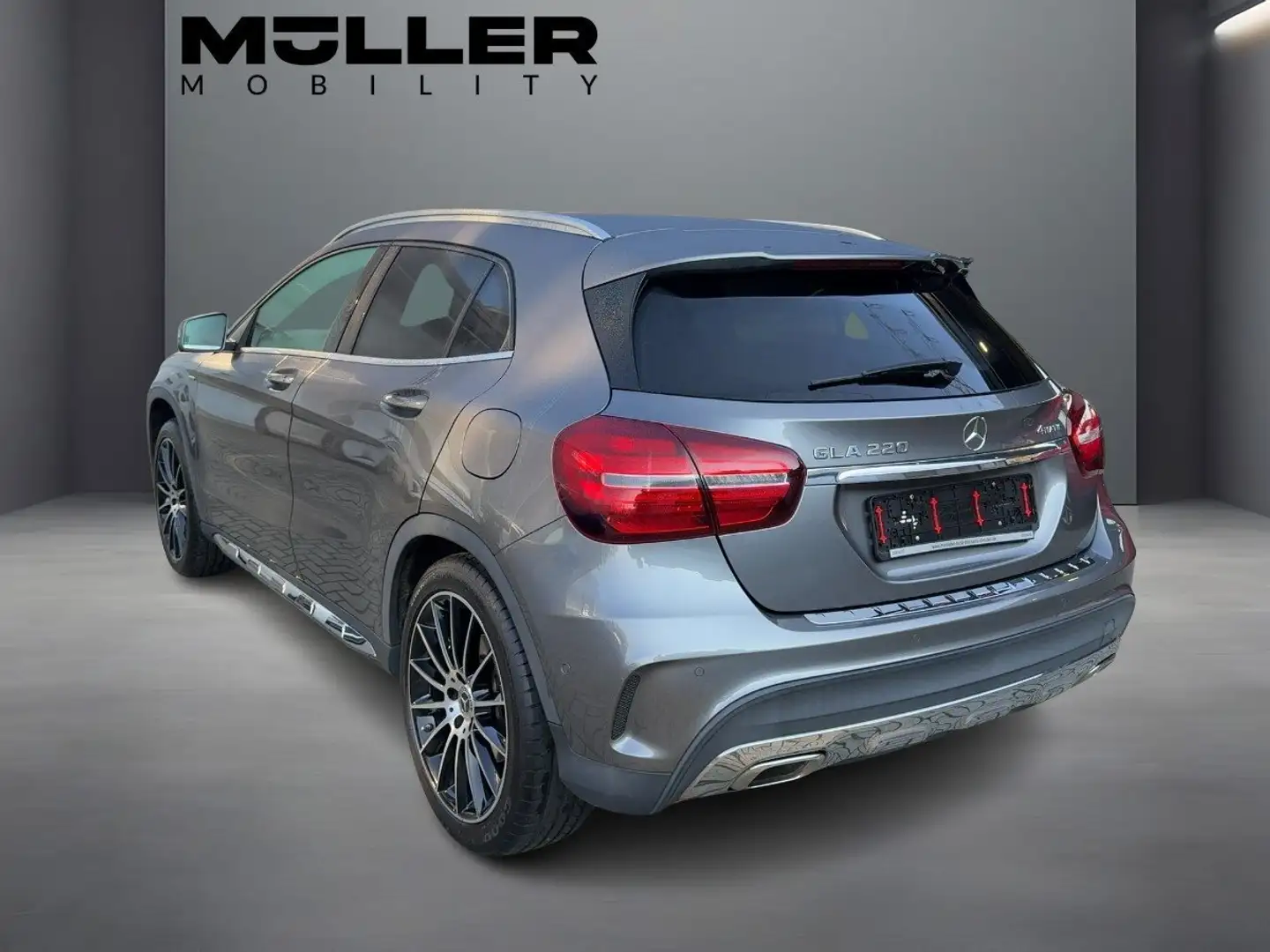 Mercedes-Benz GLA 220 4M AMG Line TWA|AHK|Sitzhz|EASY-PACK Grau - 2