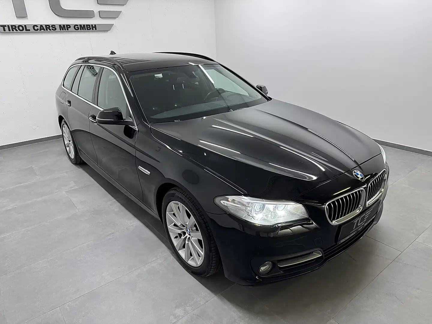 BMW 520 d Touring Aut.Xenon, Sitzheizung,Alu,LED,.. Schwarz - 2