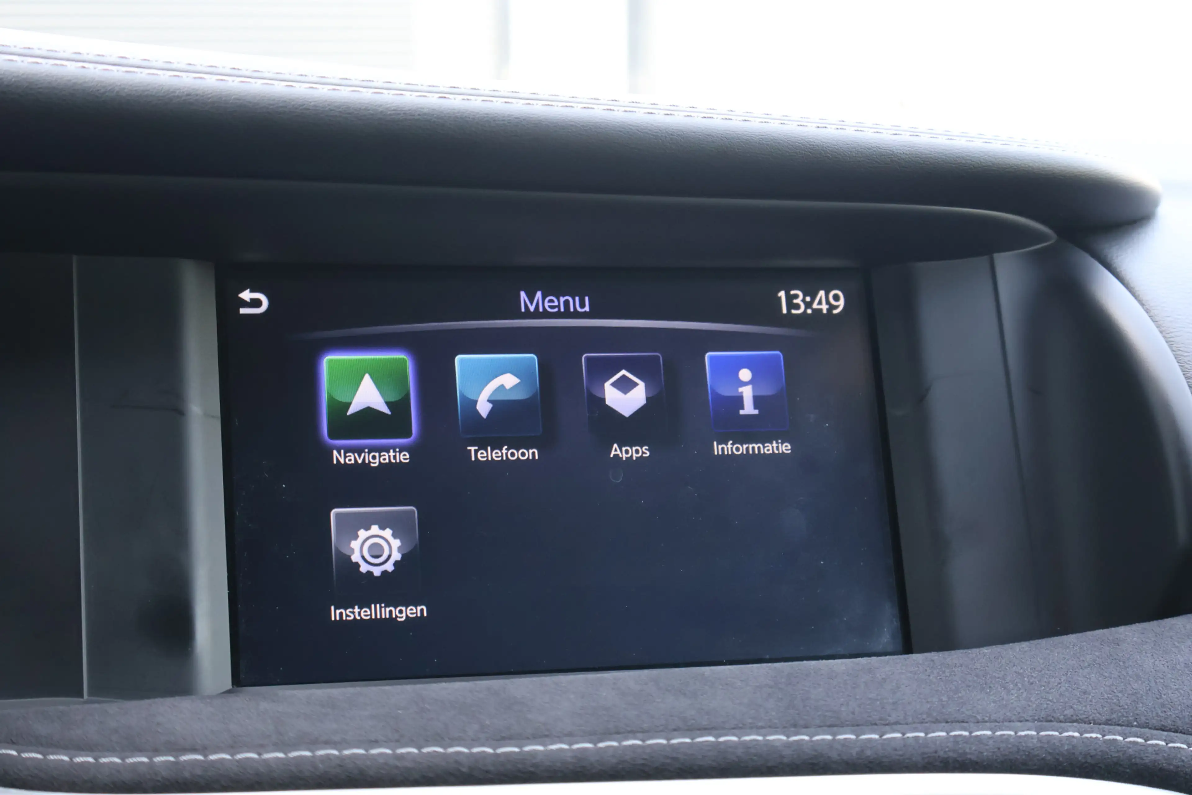 Infiniti Q30 1.6 T Sport | Origineel NL | Panoramadak | Bose | — photo 12