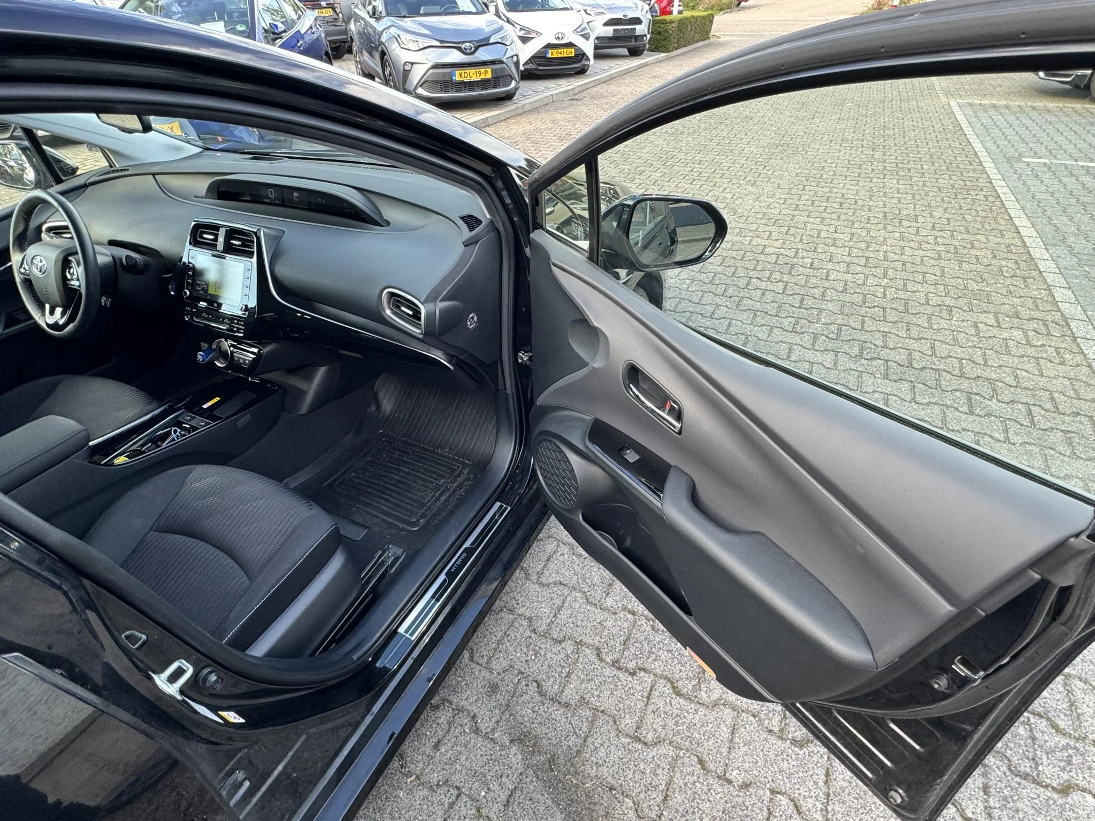 Toyota Prius 1.8 Plug-in EXECUTIVE 5-ZITS! JBL-AUDIO STOELVERW — photo 13