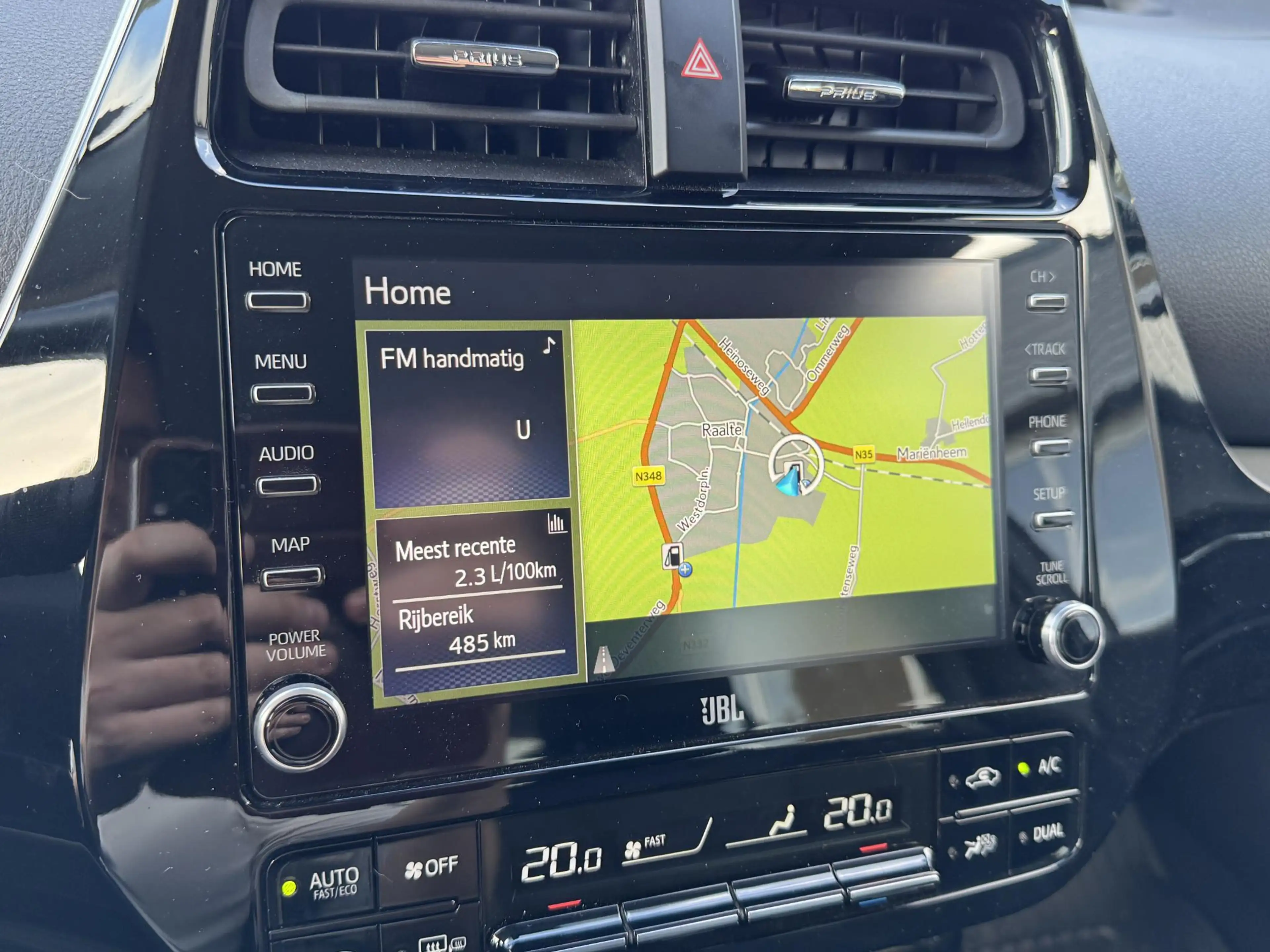 Toyota Prius 1.8 Plug-in EXECUTIVE 5-ZITS! JBL-AUDIO STOELVERW — photo 24