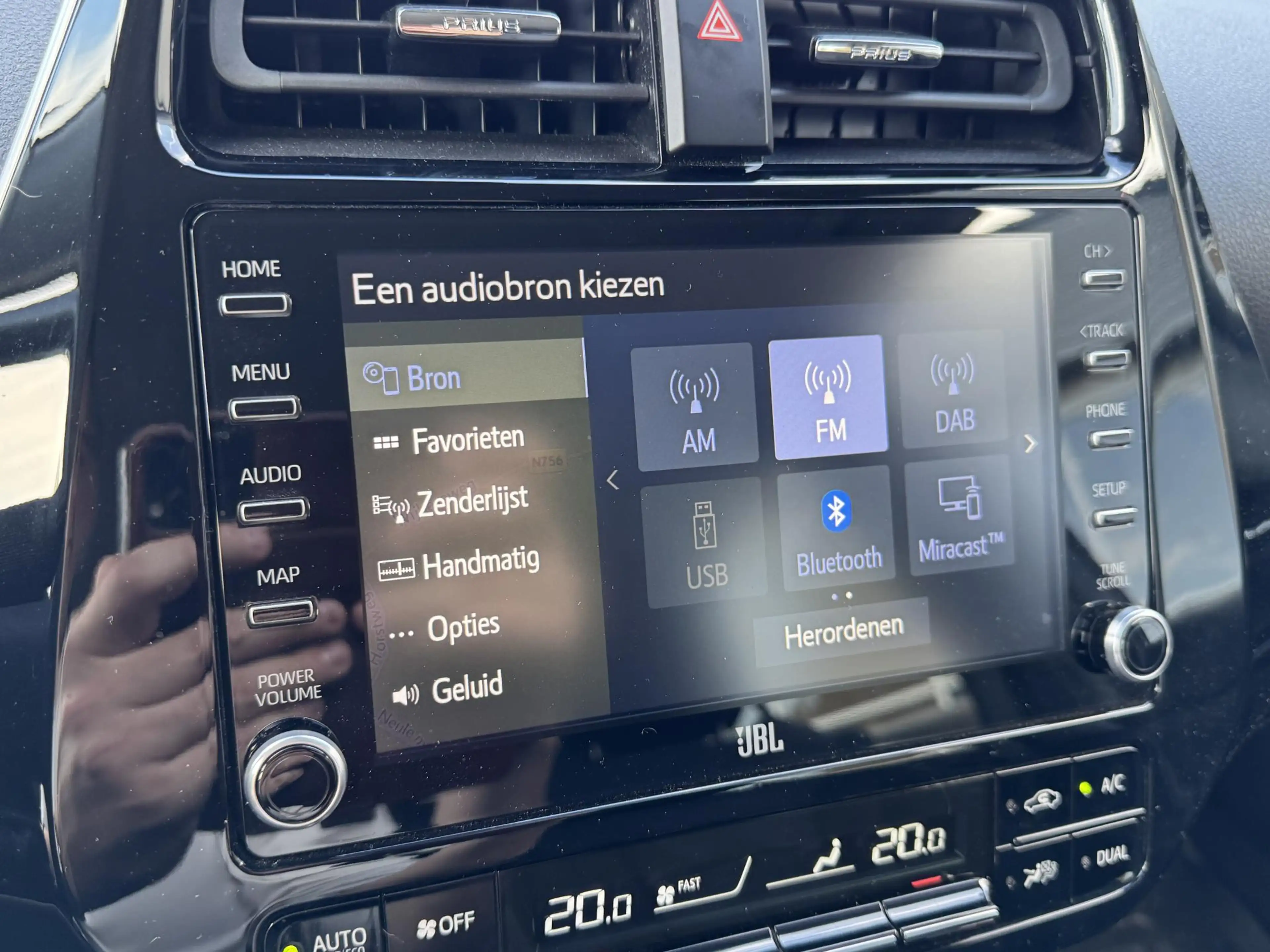 Toyota Prius 1.8 Plug-in EXECUTIVE 5-ZITS! JBL-AUDIO STOELVERW — photo 22