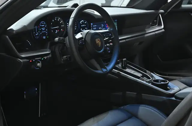 Porsche 992 911 Carrera S Coupe PDK Modell 992 Ansicht 5