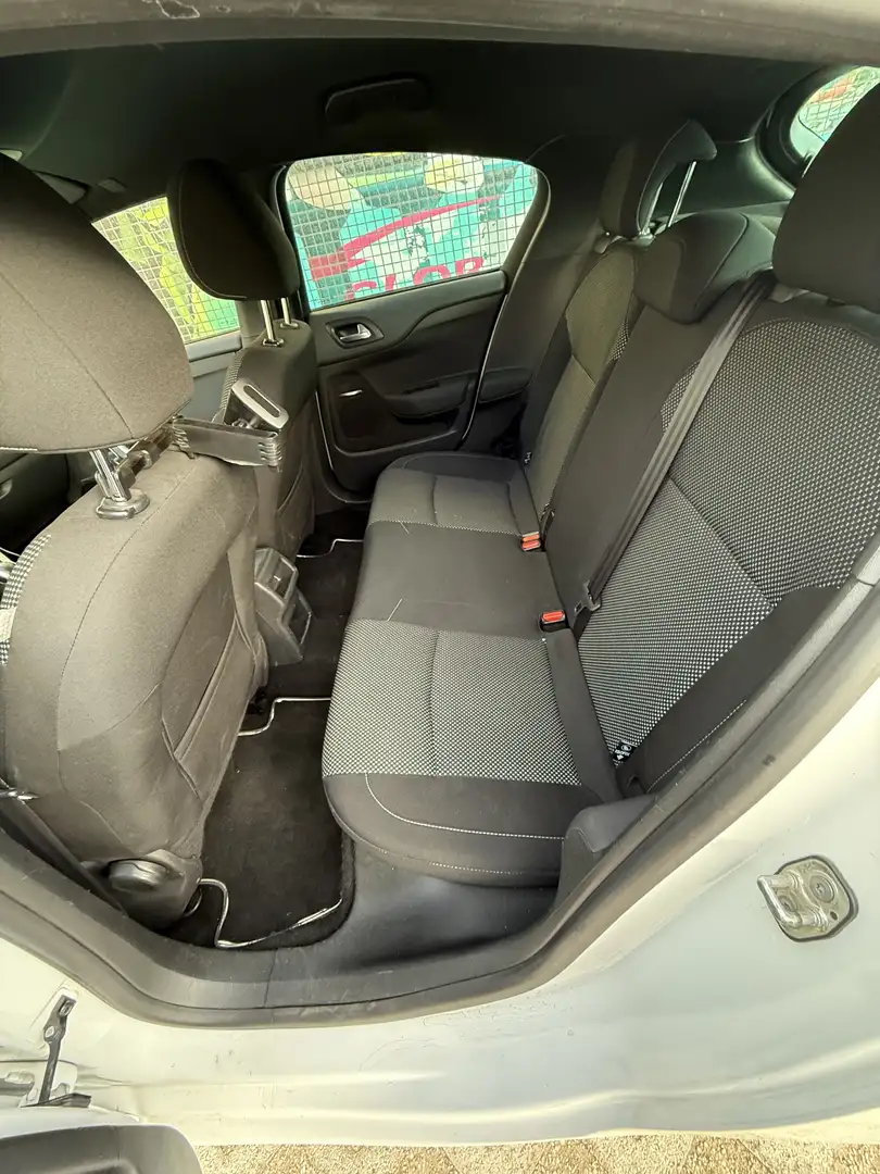 Citroen DS4 1.6 e-hdi airdream So Chic 110cv - 2
