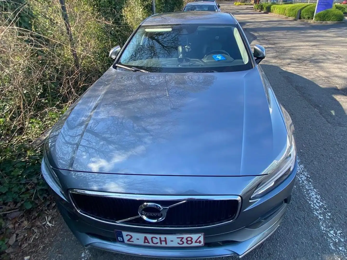 Volvo S90 2.0 D3 Inscription Stříbrná - 2