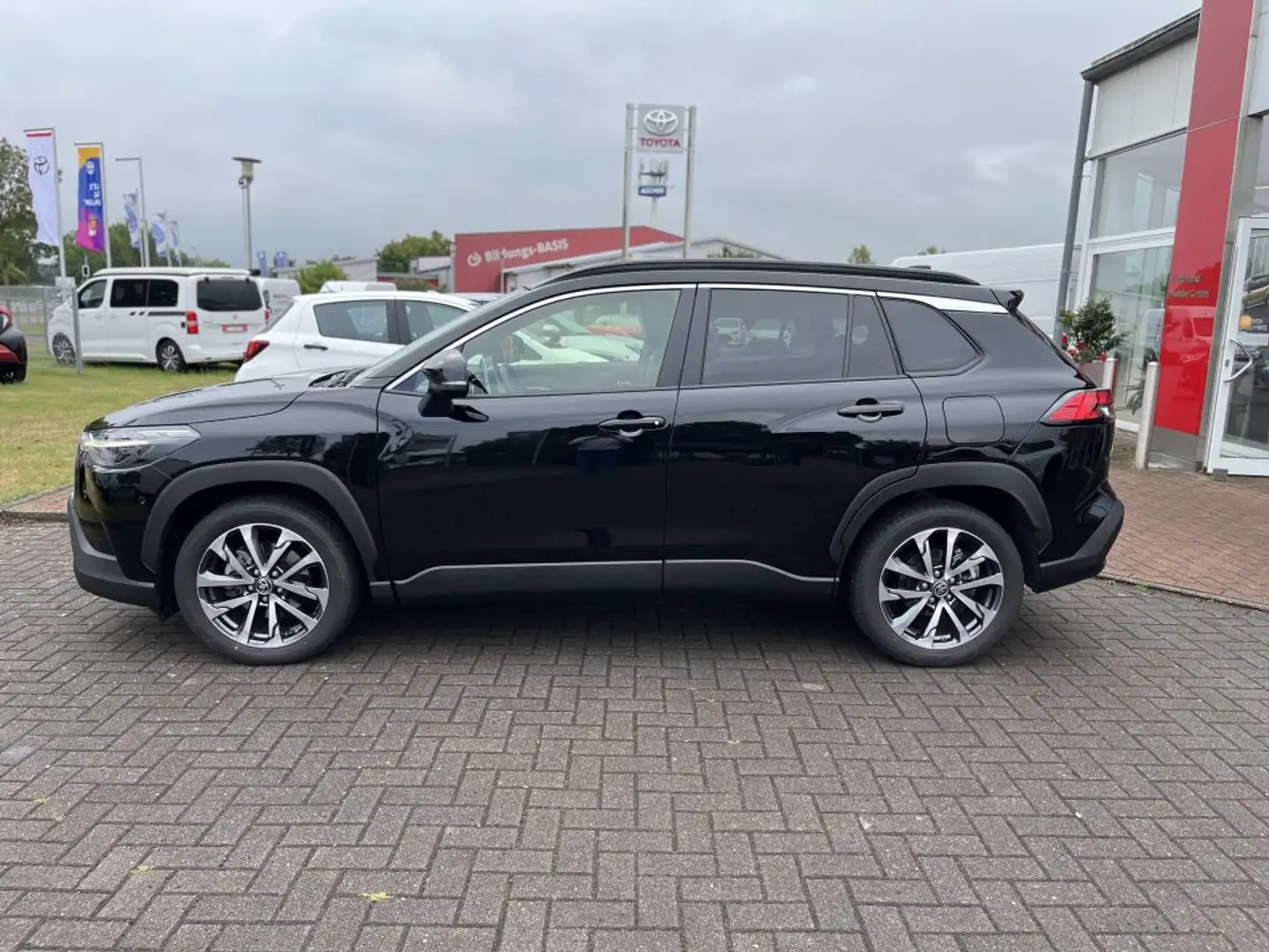 Toyota Corolla Cross Hybrid 2.0 VVT-i 4x4 Lounge - 2