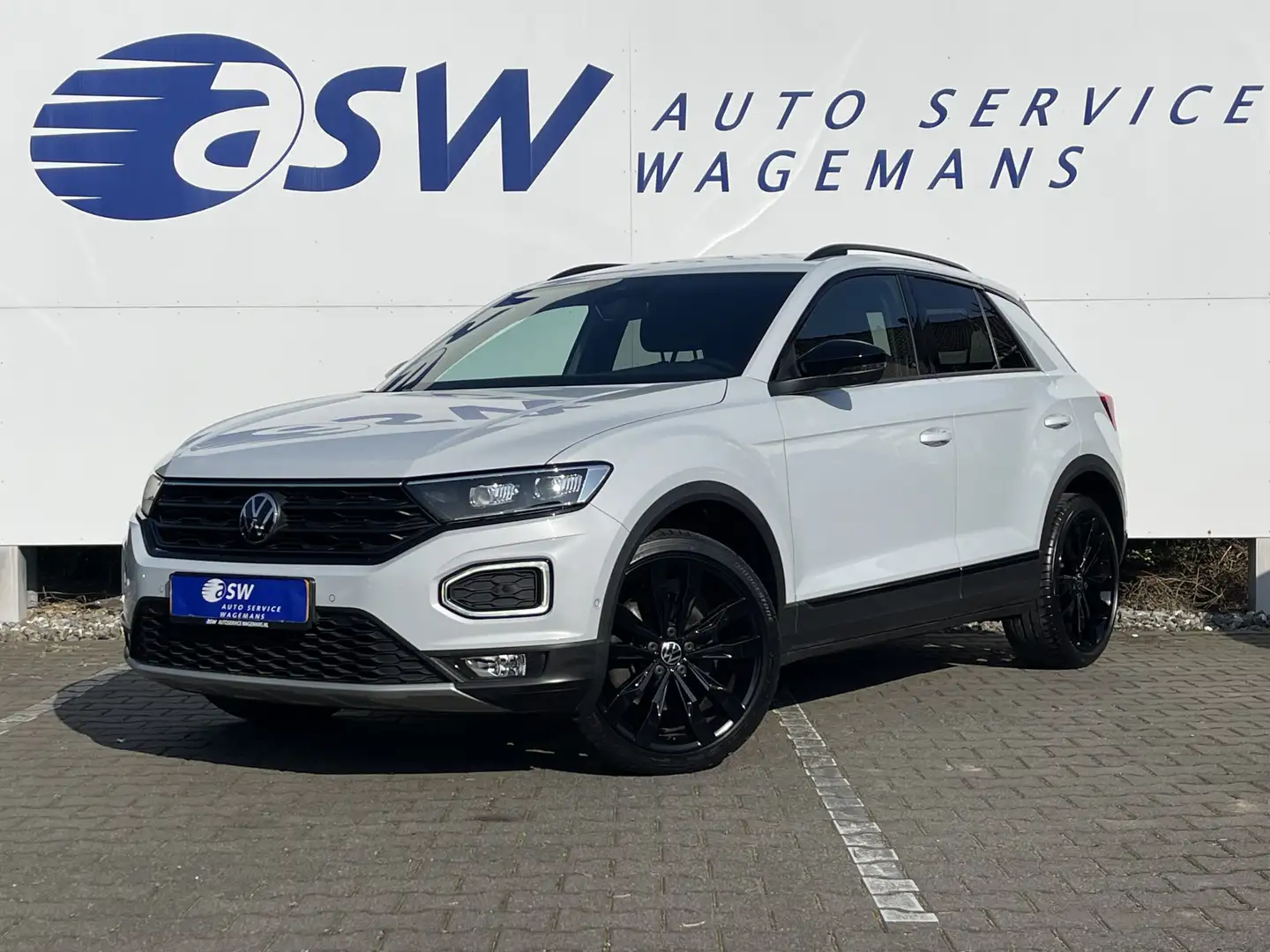 Volkswagen T-Roc 1.5 TSI Sport | CarPlay | Camera | Keyless |  ACC Grau - 1