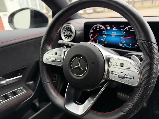 Mercedes-Benz Cla view 19