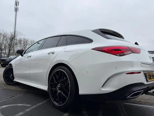 Mercedes-Benz Cla view 8