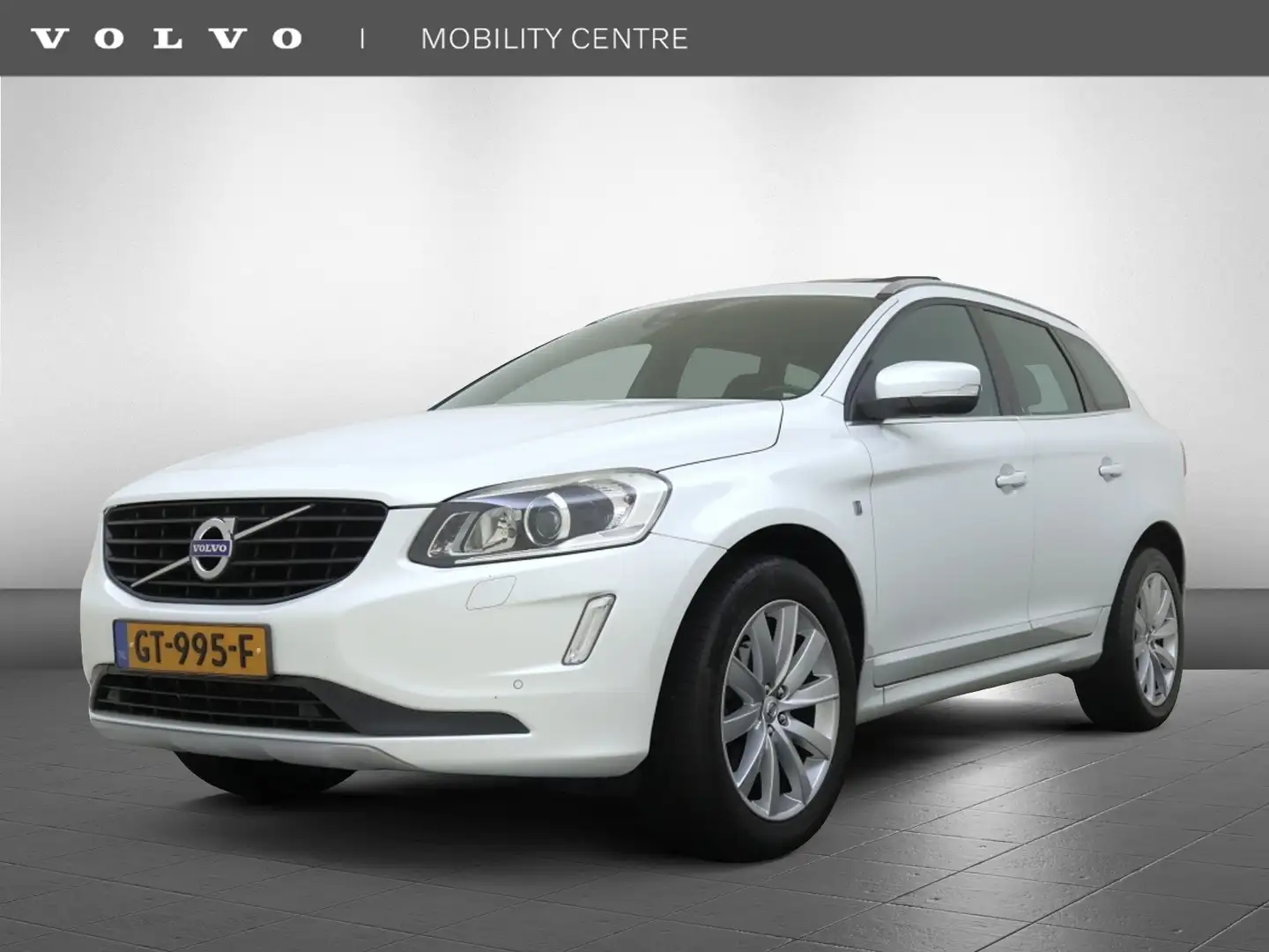 Volvo XC60 T5 Ocean Race | Trekhaak | Panoramadak | Achteruit Wit - 1