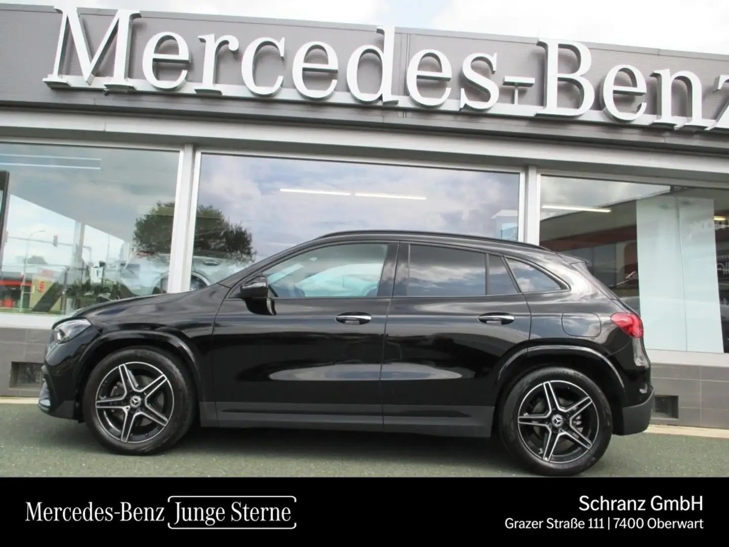 Mercedes-Benz GLA 200 d 4MATIC Österreich-Edition AMG Line AMG Zwart - 1