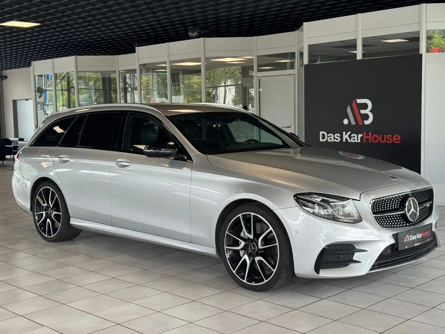 Mercedes-Benz E 43 AMG E 43 T AMG 4Matic · Widescreen · LED · ACC · 360 Silber - 1