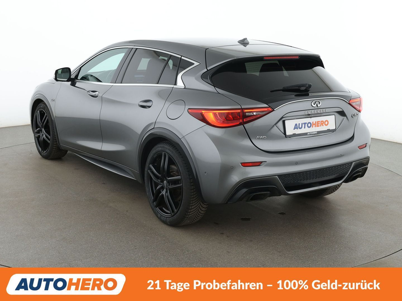 Infiniti Q30 2.0 Turbo Sport AWD Aut.*NAVI*CAM*PDC*SHZ*ALU* — photo 4