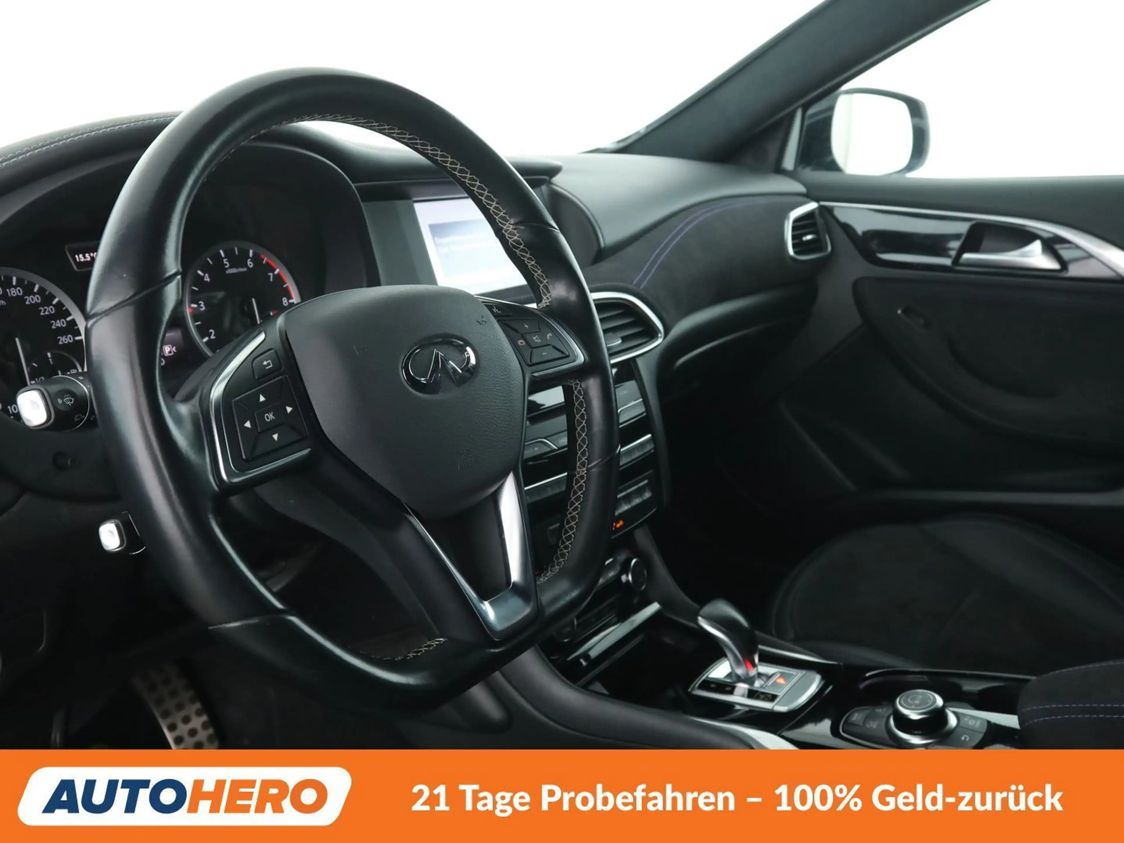 Infiniti Q30 2.0 Turbo Sport AWD Aut.*NAVI*CAM*PDC*SHZ*ALU* — photo 11