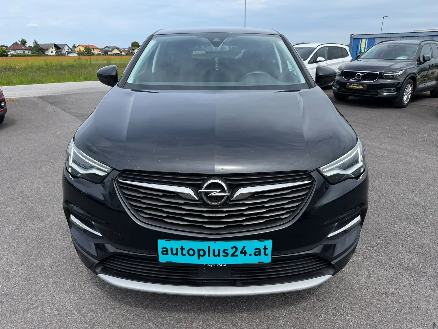 Opel Grandland X 1,5 CDTI BlueInj. Innovation Aut. Start/Stopp Schwarz - 2