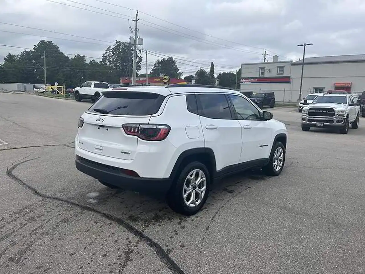 Jeep Compass снимка Jeep Compass