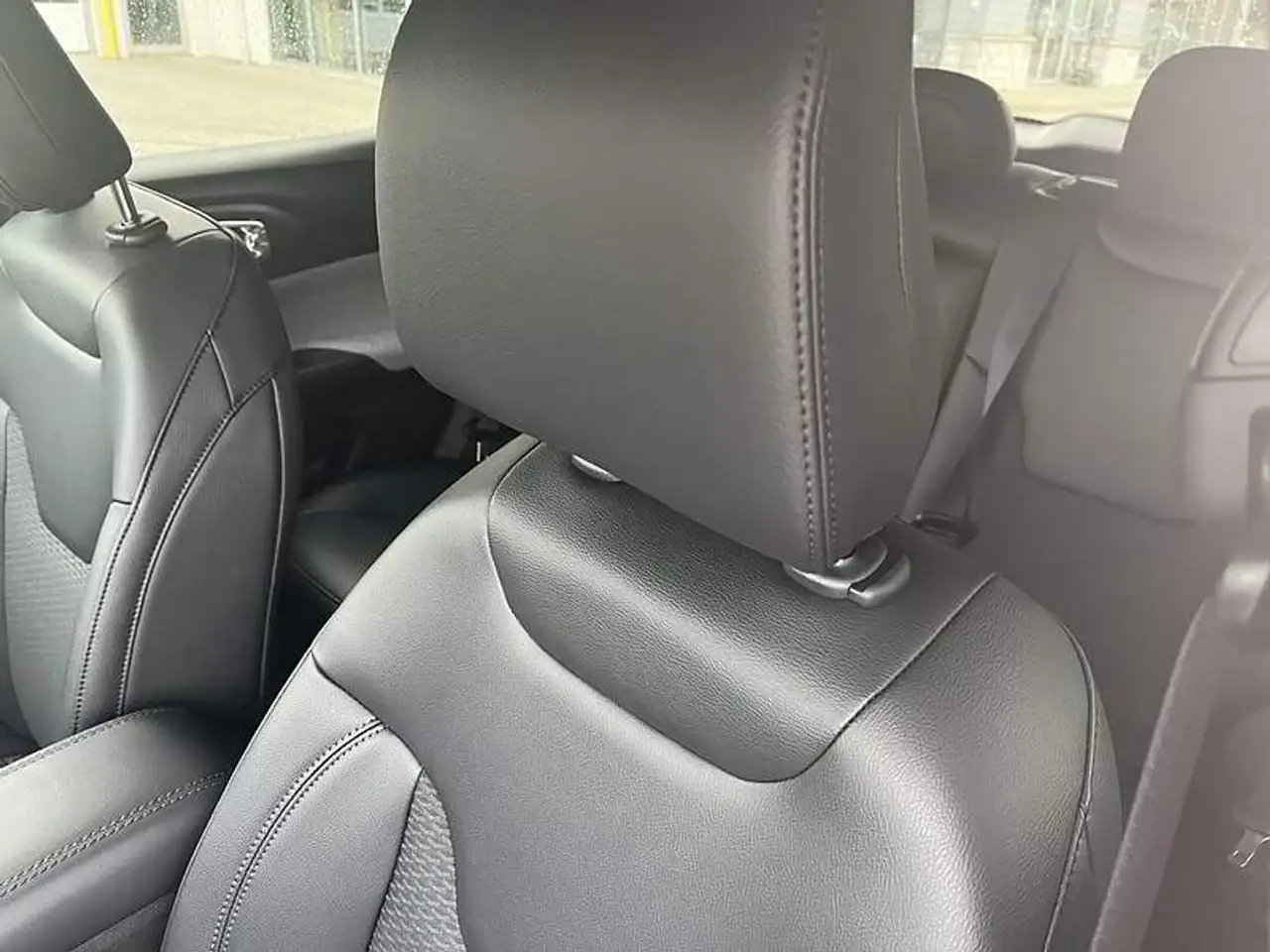 Jeep Compass снимка Jeep Compass