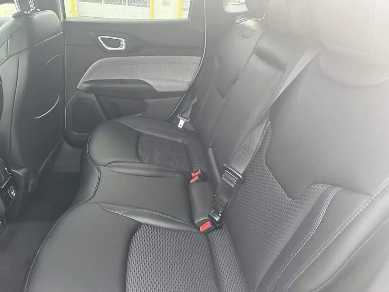 Jeep Compass снимка Jeep Compass