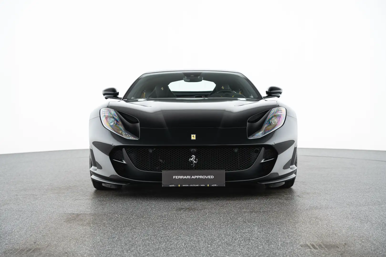 Ferrari 812 Superfast - 2