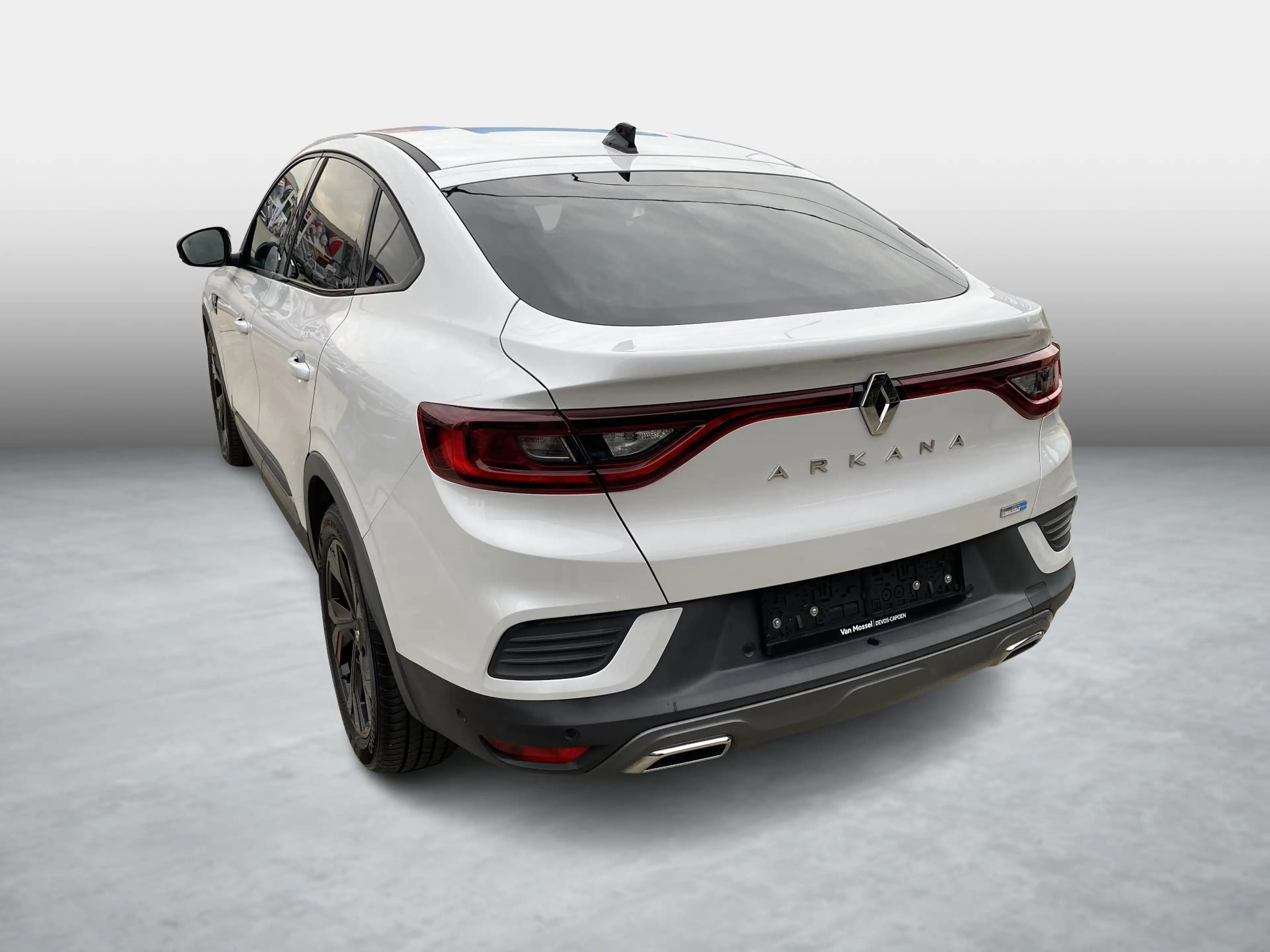Renault Arkana R.S.Line E-TECH Hybrid — photo 5