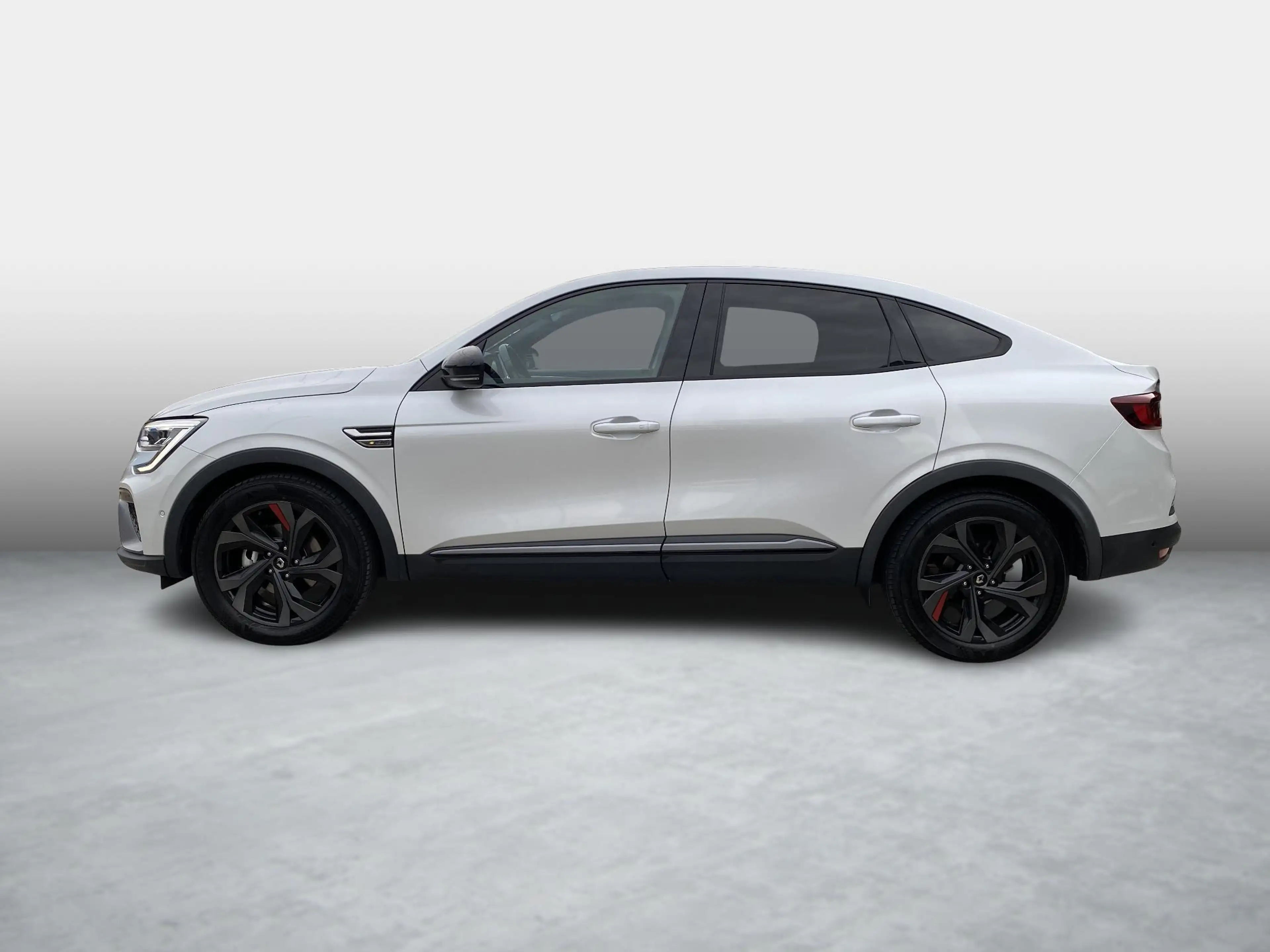 Renault Arkana R.S.Line E-TECH Hybrid — photo 6