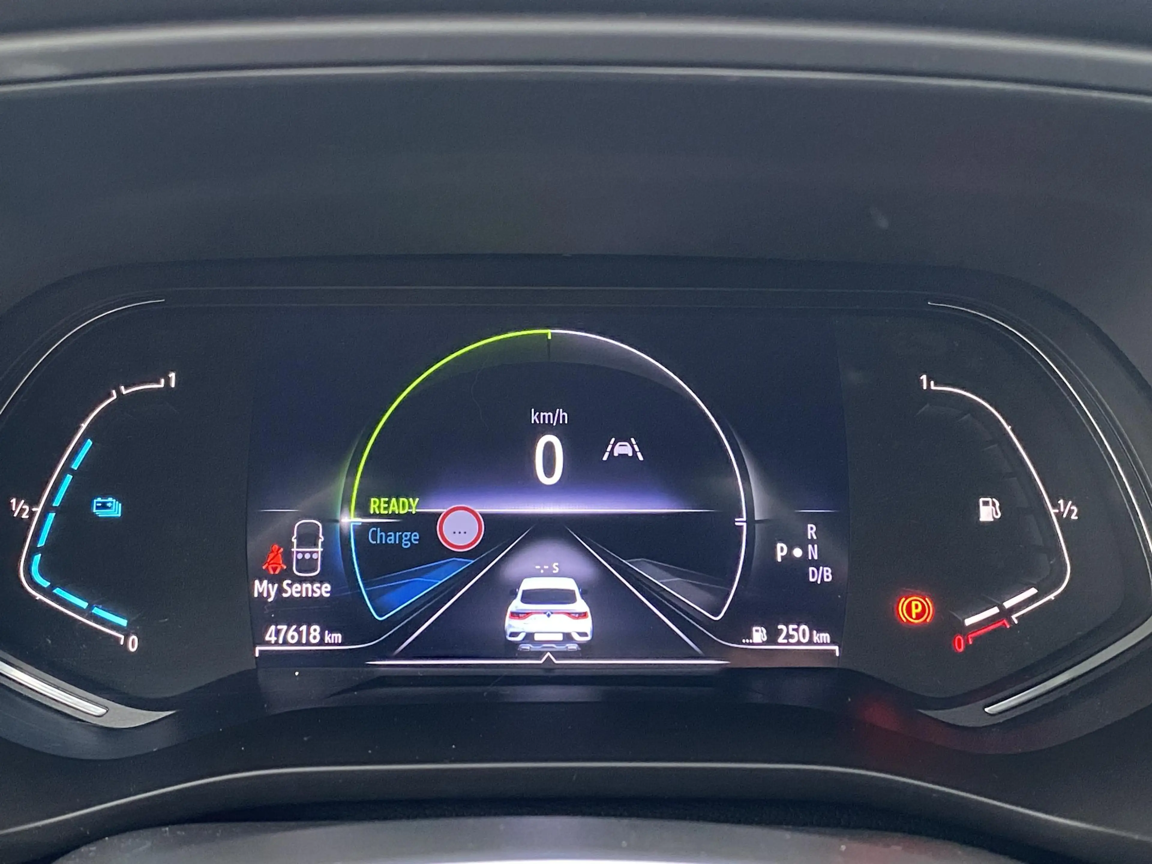 Renault Arkana R.S.Line E-TECH Hybrid — photo 8