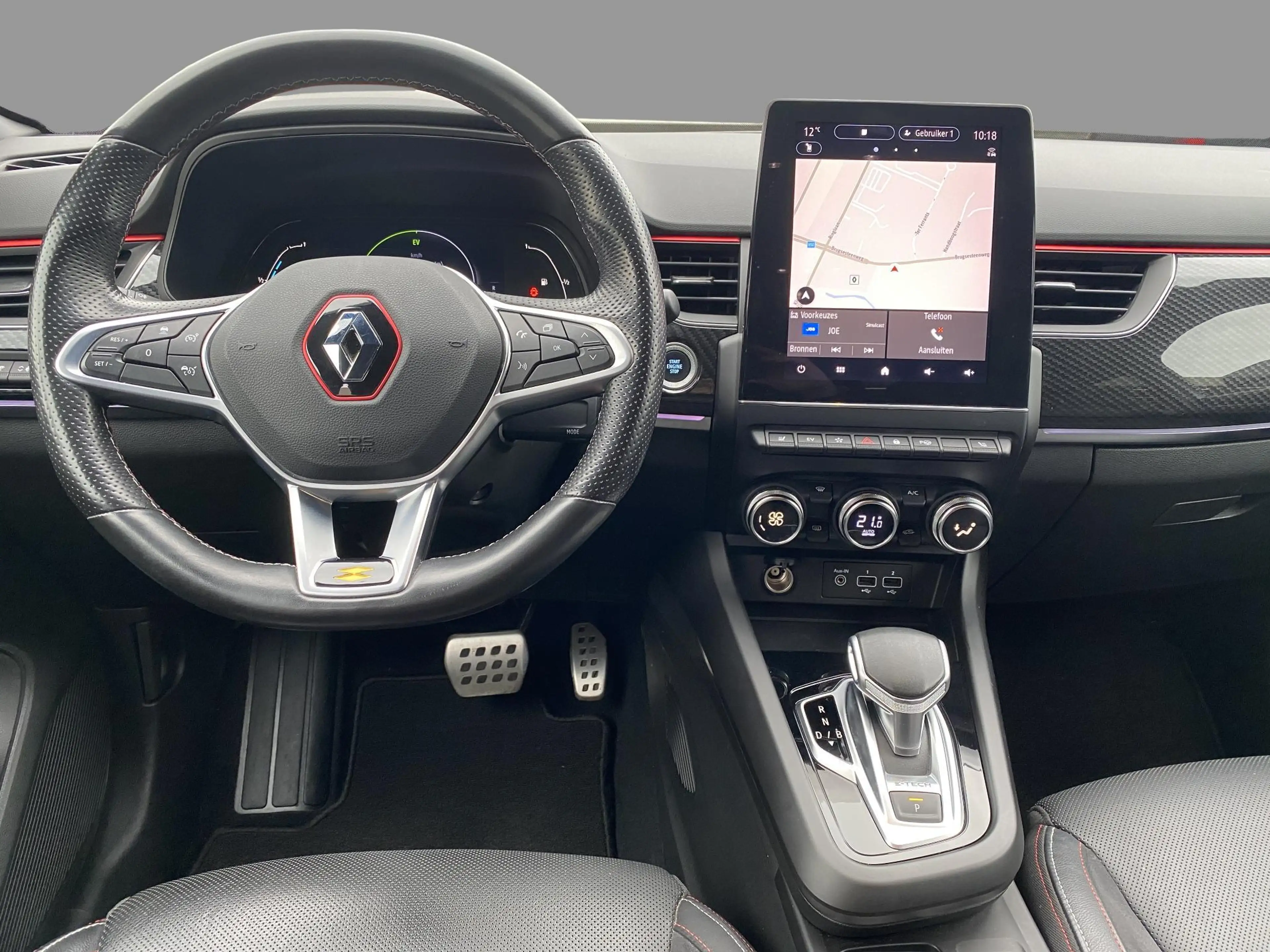 Renault Arkana R.S.Line E-TECH Hybrid — photo 11