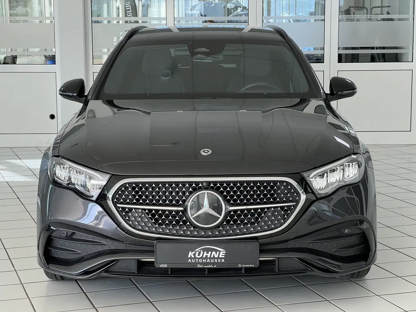 Mercedes-Benz E 220 d T AMG Advanced Night WinterPaket+AHK !!! Grijs - 2
