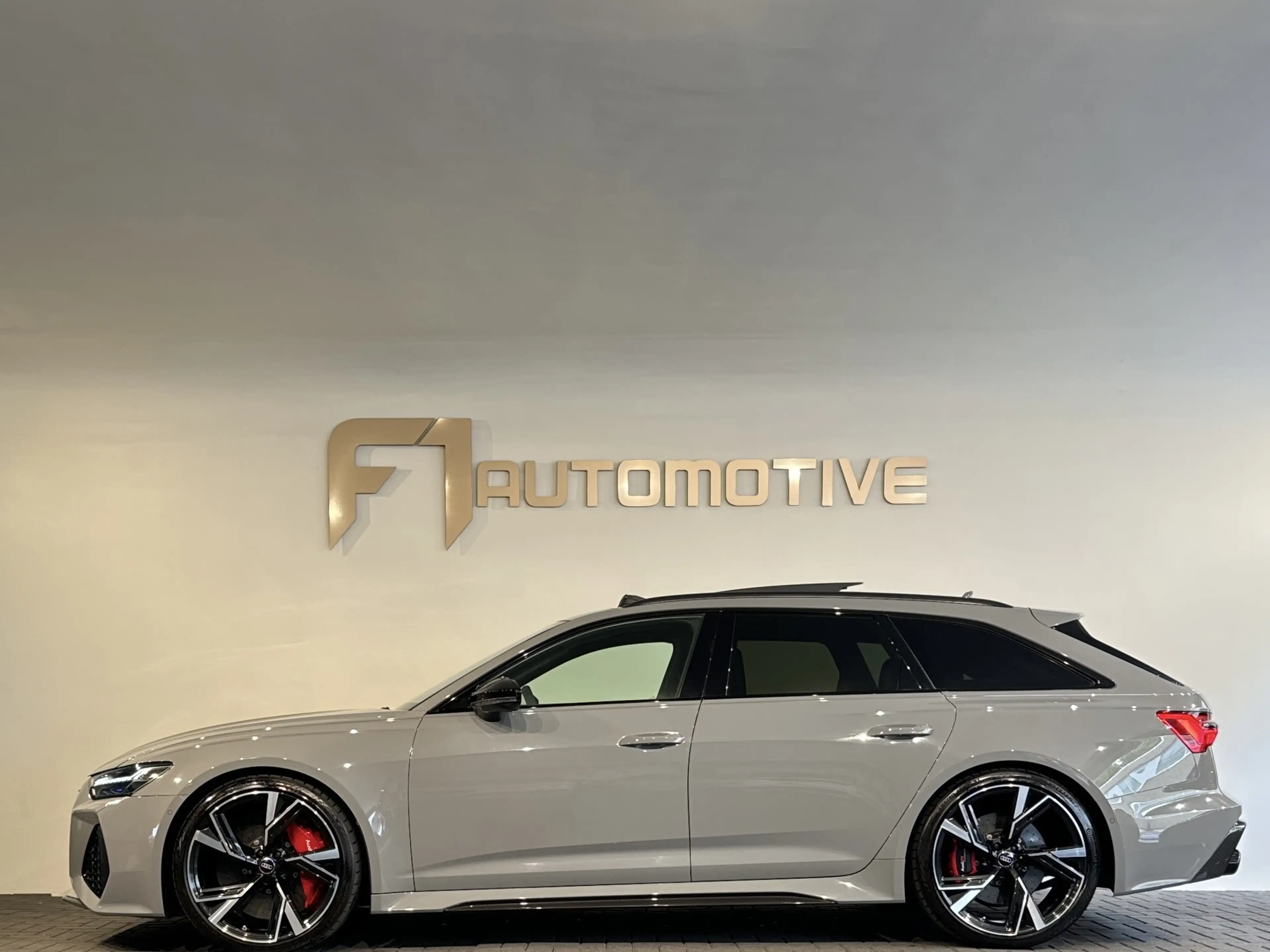 Audi RS6 A6 Avant TFSI quattro Ceramic|B&O 3D|4-Wielsturing — photo 8