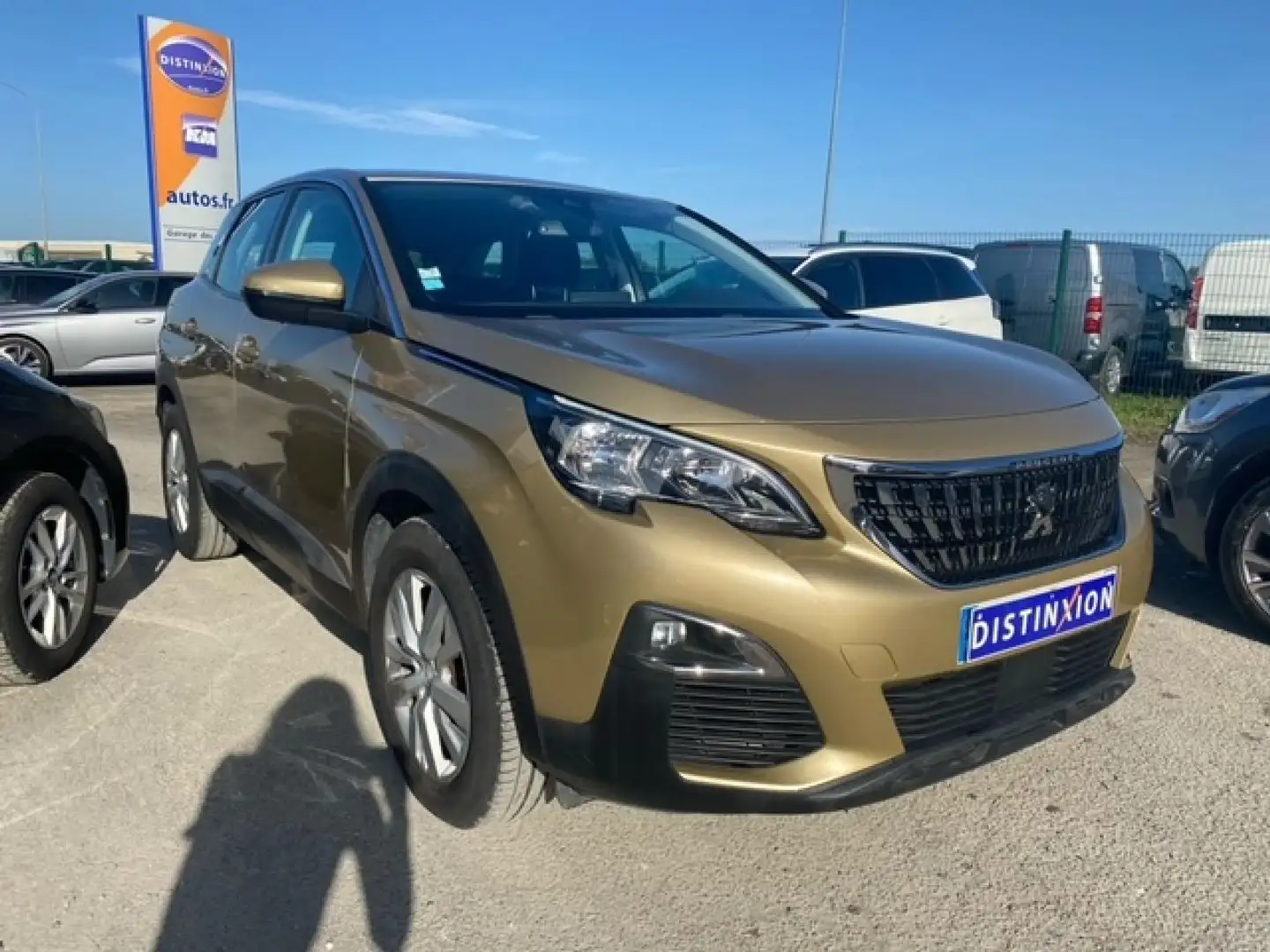 Peugeot 3008 1.5 BlueHDi S\u0026S - 130  Active Business + Attelage Beige - 2