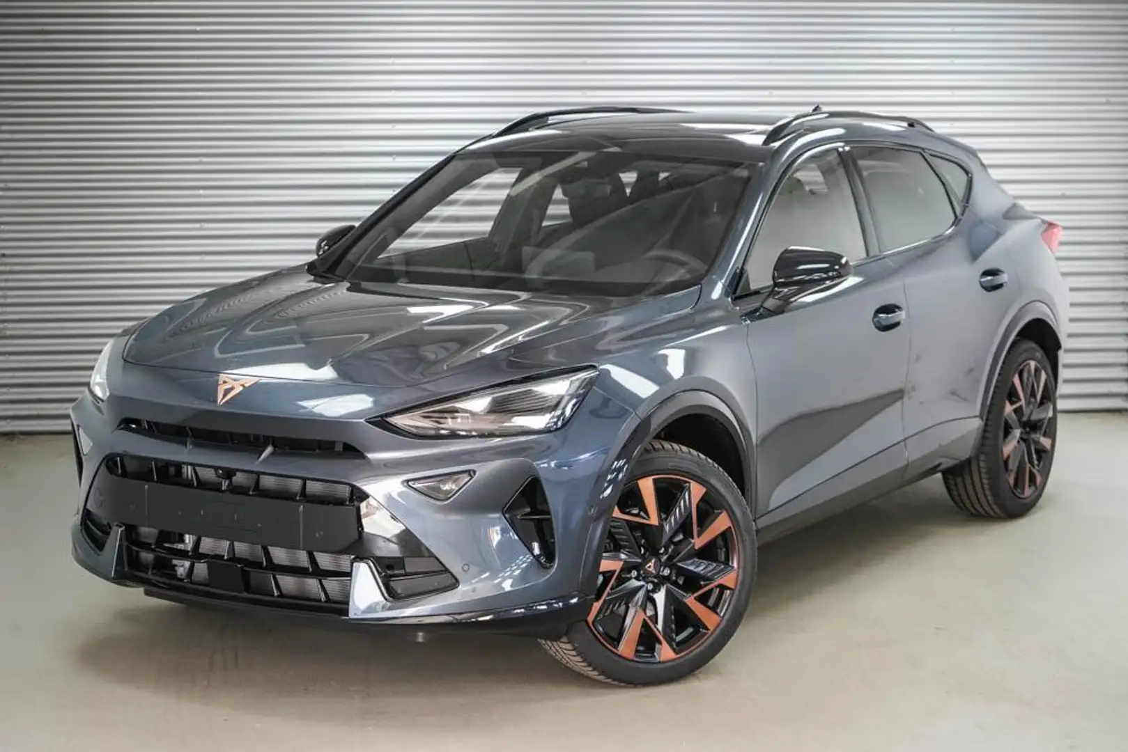 CUPRA Formentor 1,5 eTSI DSG - LAGER 110 kW (150 PS), Automatik Grau - 1