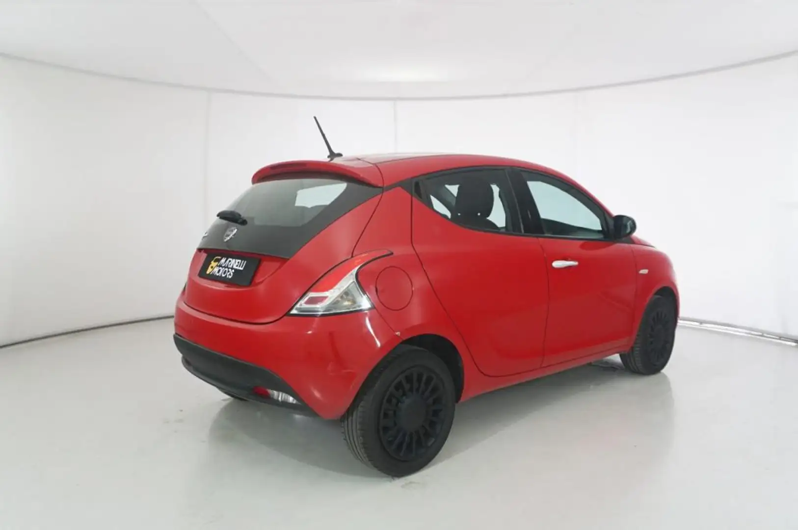 Lancia Ypsilon 1.0 70CV HYBRID Rot - 2