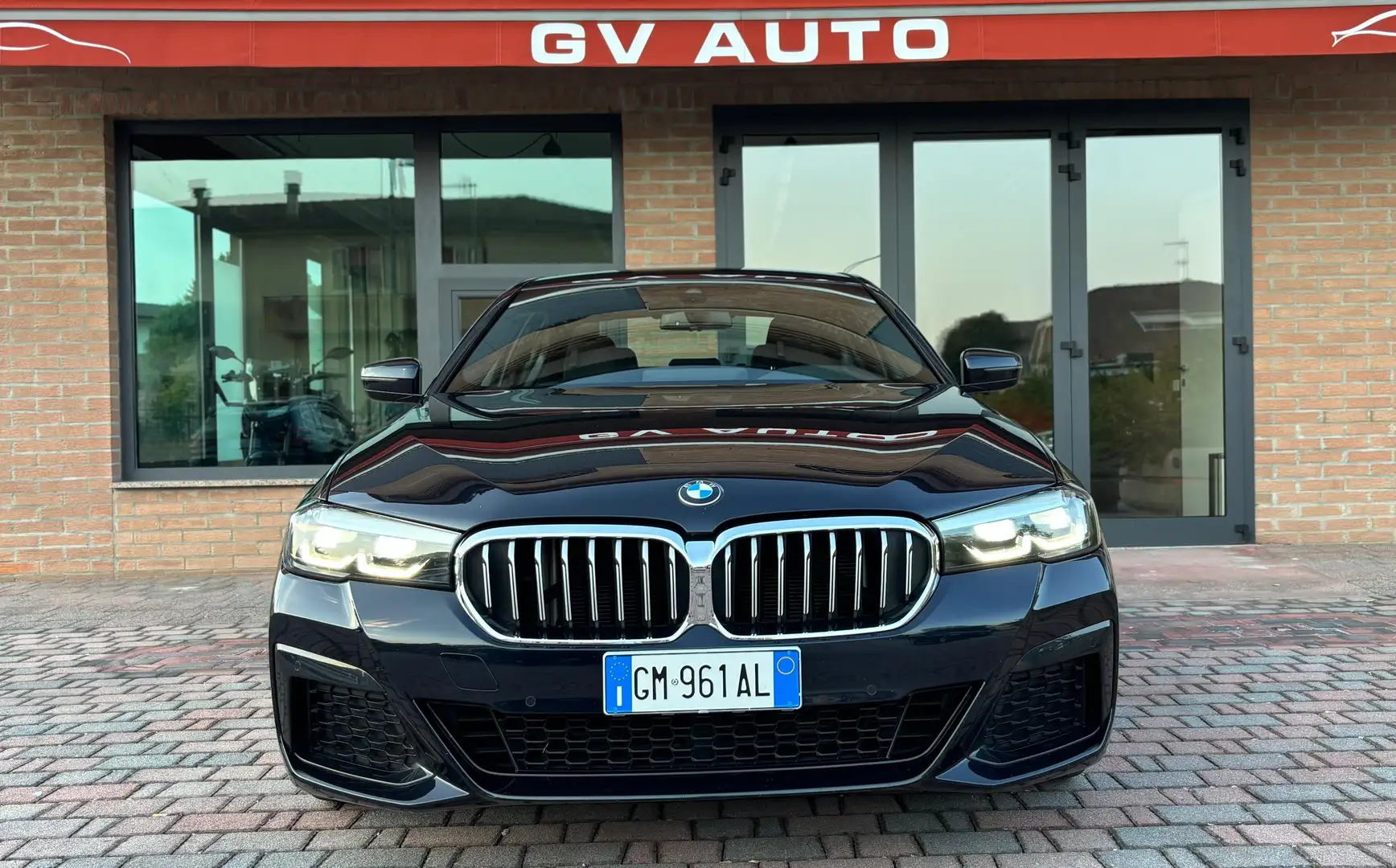 BMW 520 d Berlina Msport Blu/Azzurro - 2