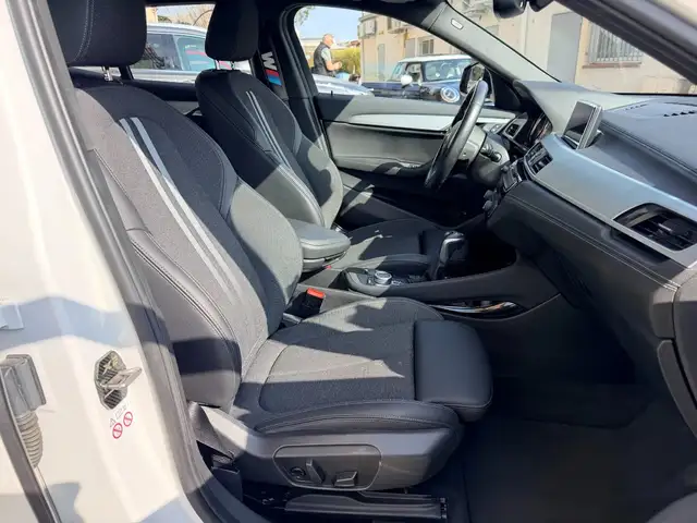 BMW X2 view 10