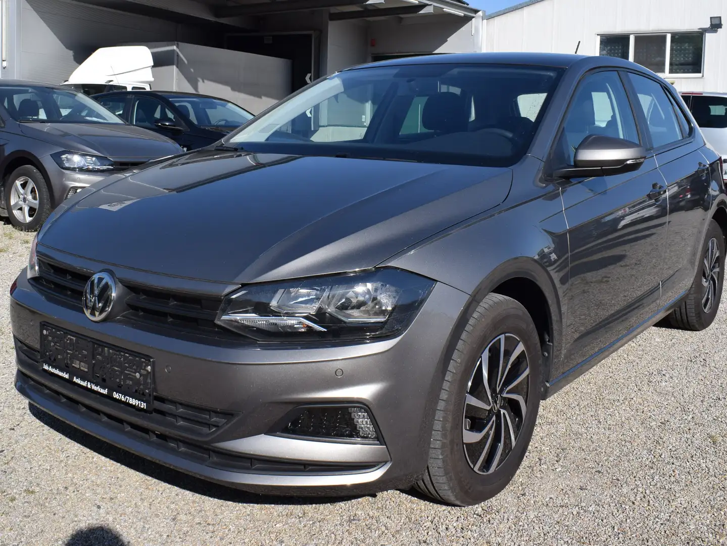 Volkswagen Polo 1,0 Gris - 1